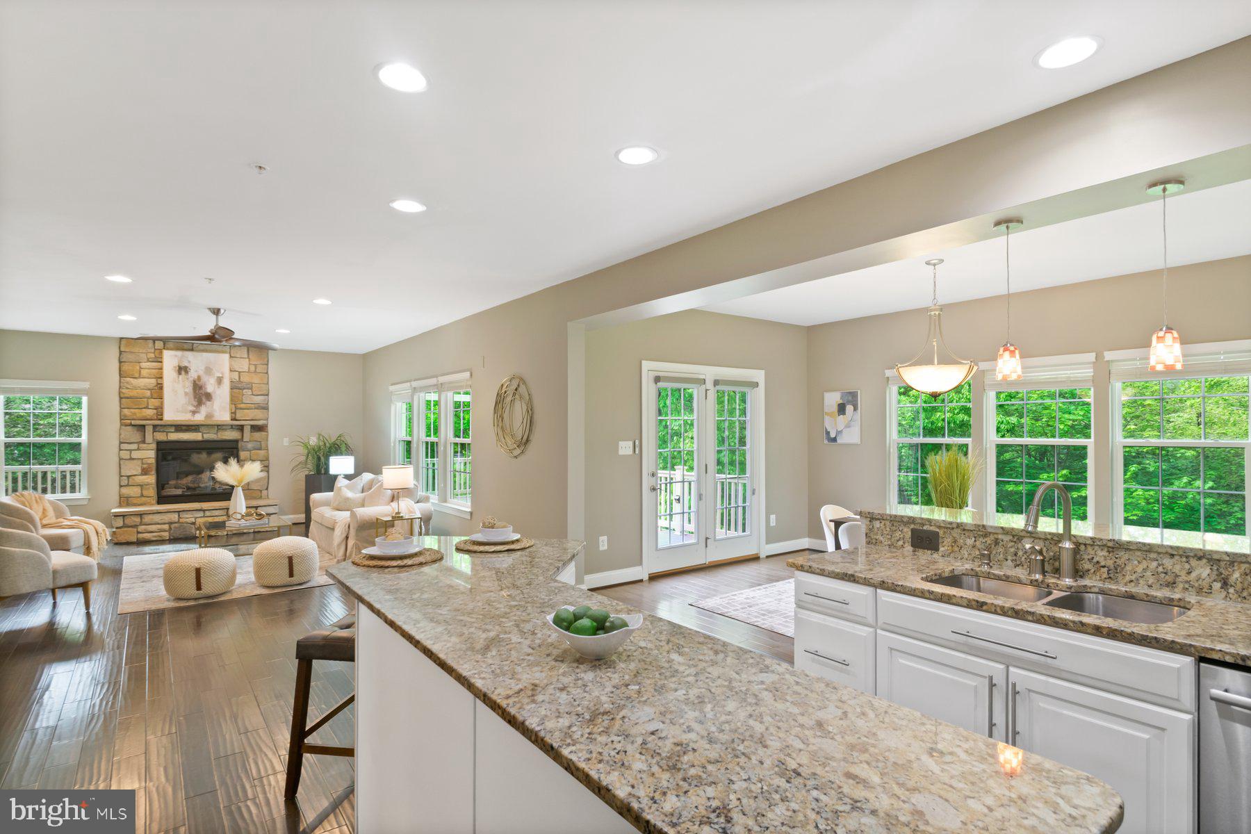 ASPEN LAKE LINGANORE - Residential