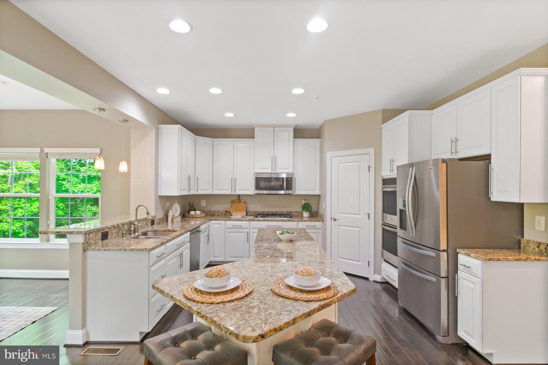 ASPEN LAKE LINGANORE - Residential