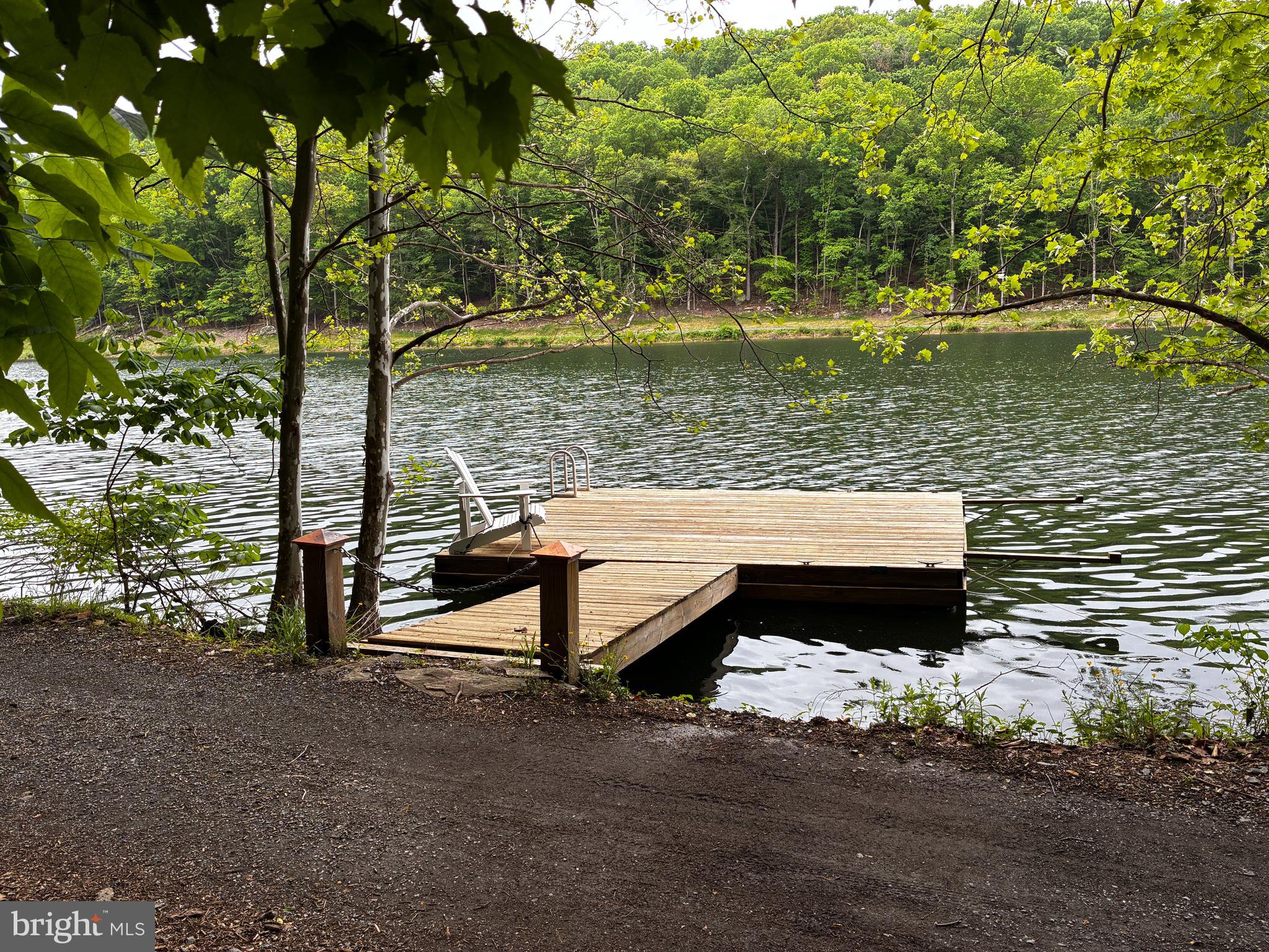 ASPEN LAKE LINGANORE - Residential