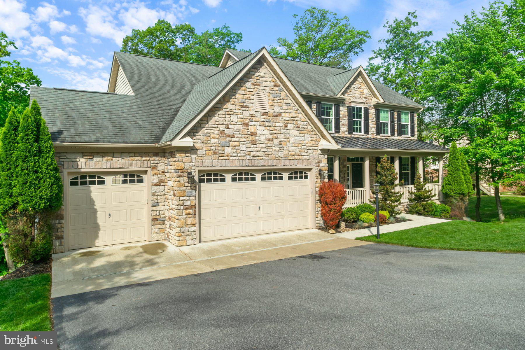 ASPEN LAKE LINGANORE - Residential