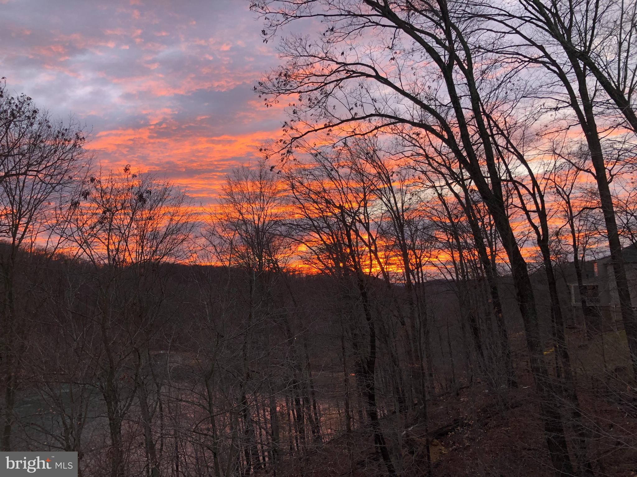 ASPEN LAKE LINGANORE - Residential