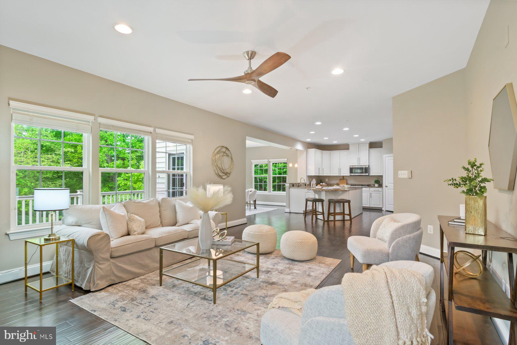 ASPEN LAKE LINGANORE - Residential