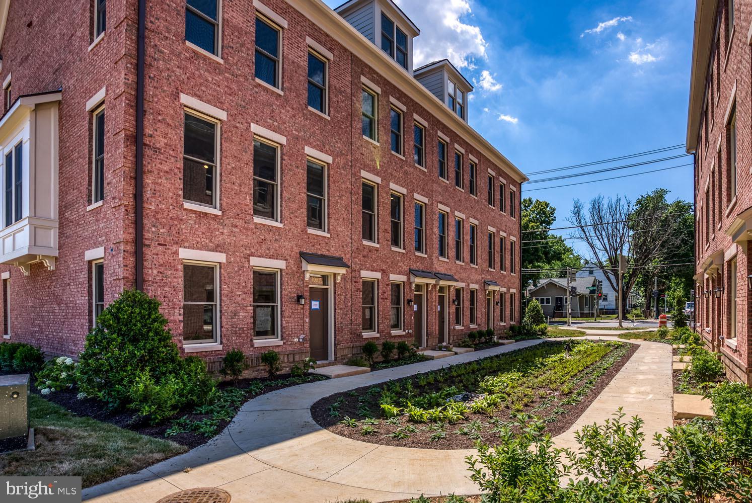CONGRESS HEIGHTS - Residential