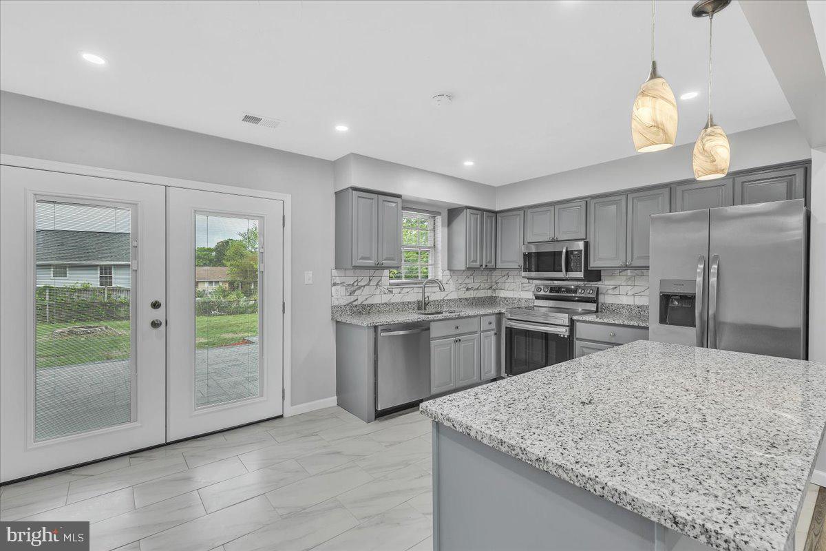 WALDON WOODS - Residential