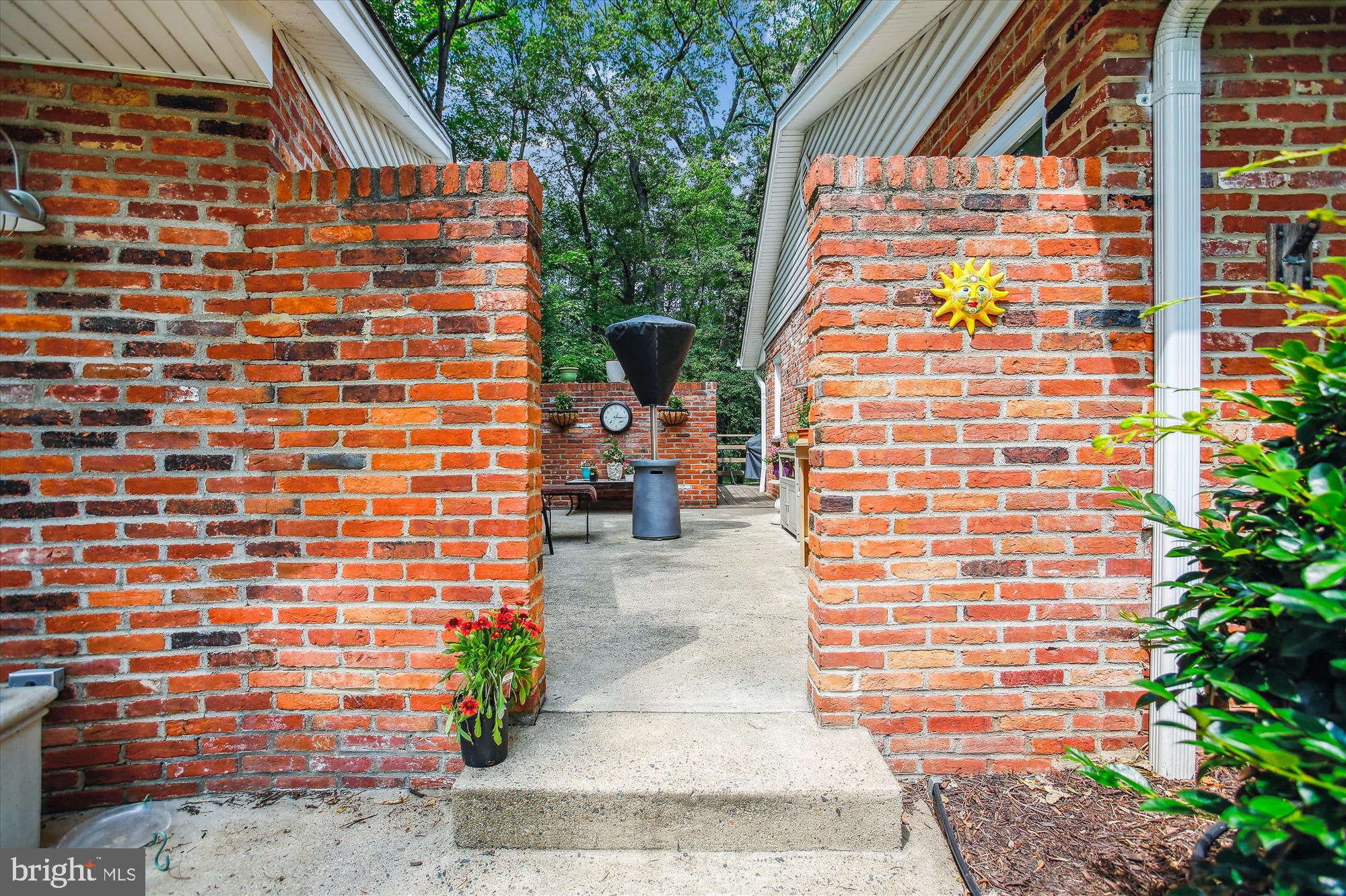 4100 TIDEWATER COURT