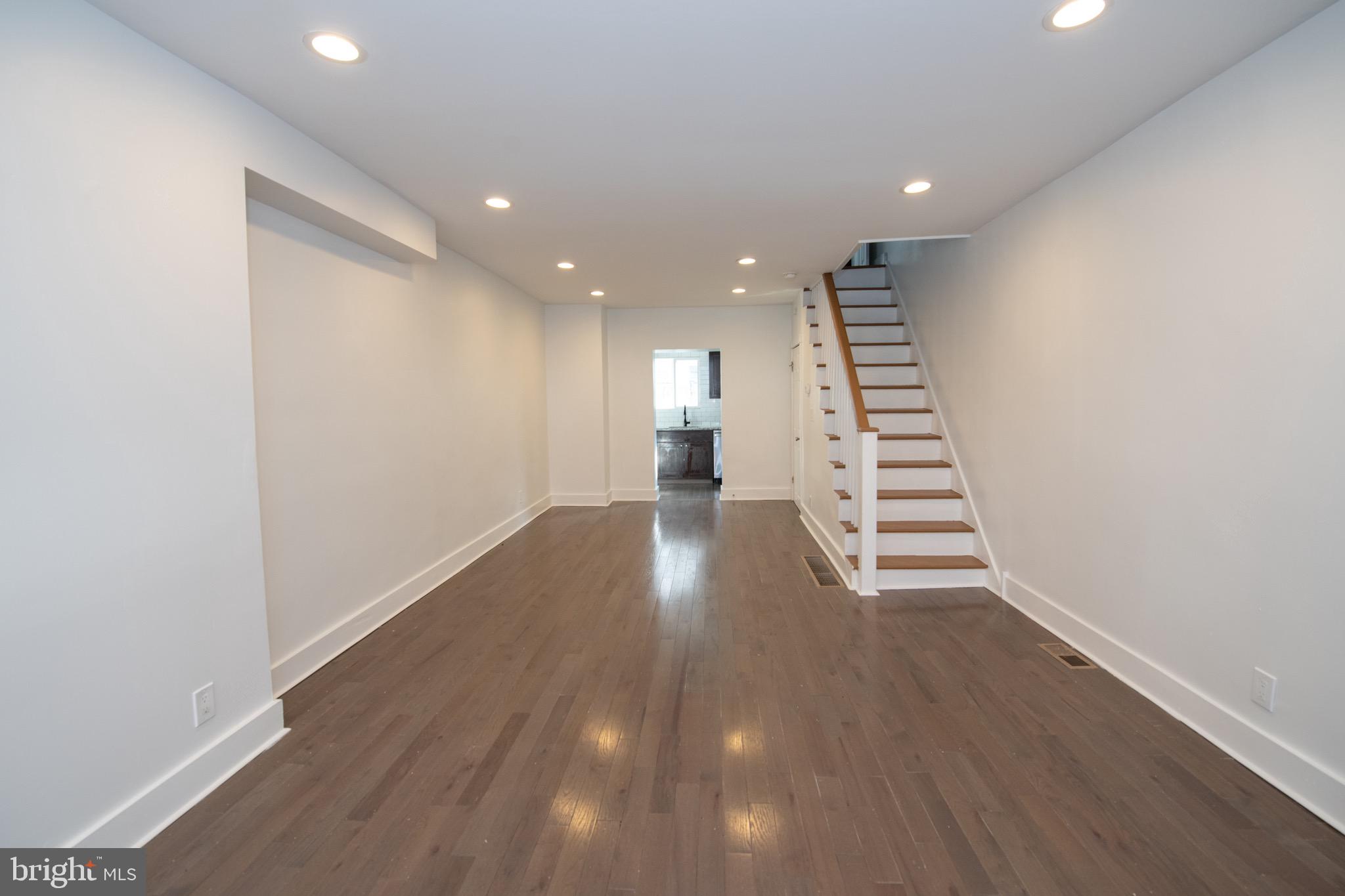 POINT BREEZE - Residential