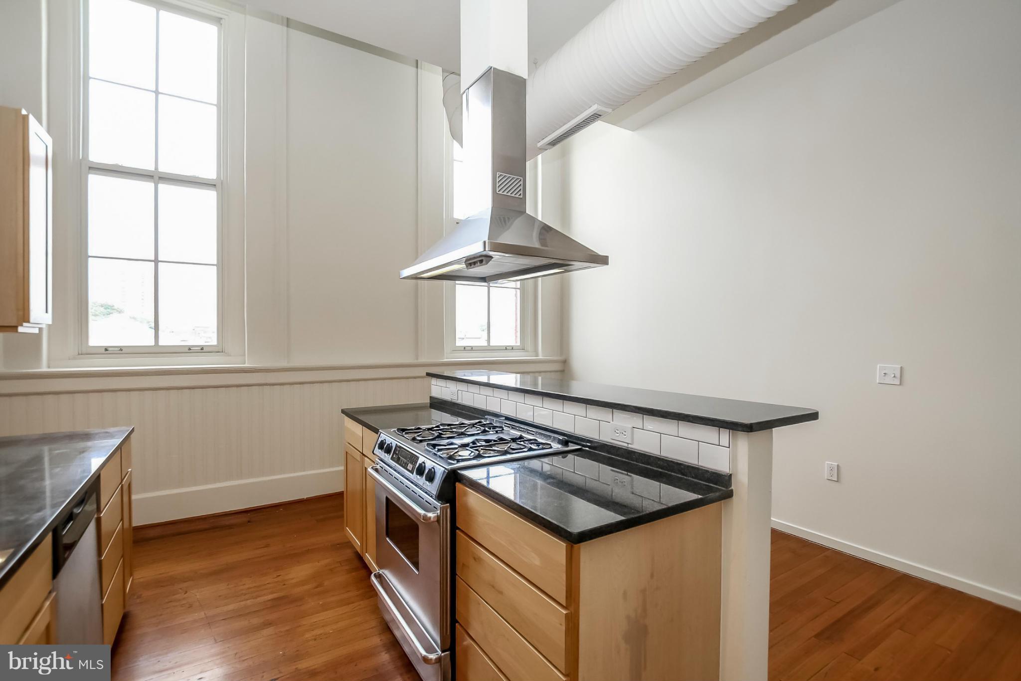 FEDERAL HILL HISTORIC DISTRICT - Residential Lease