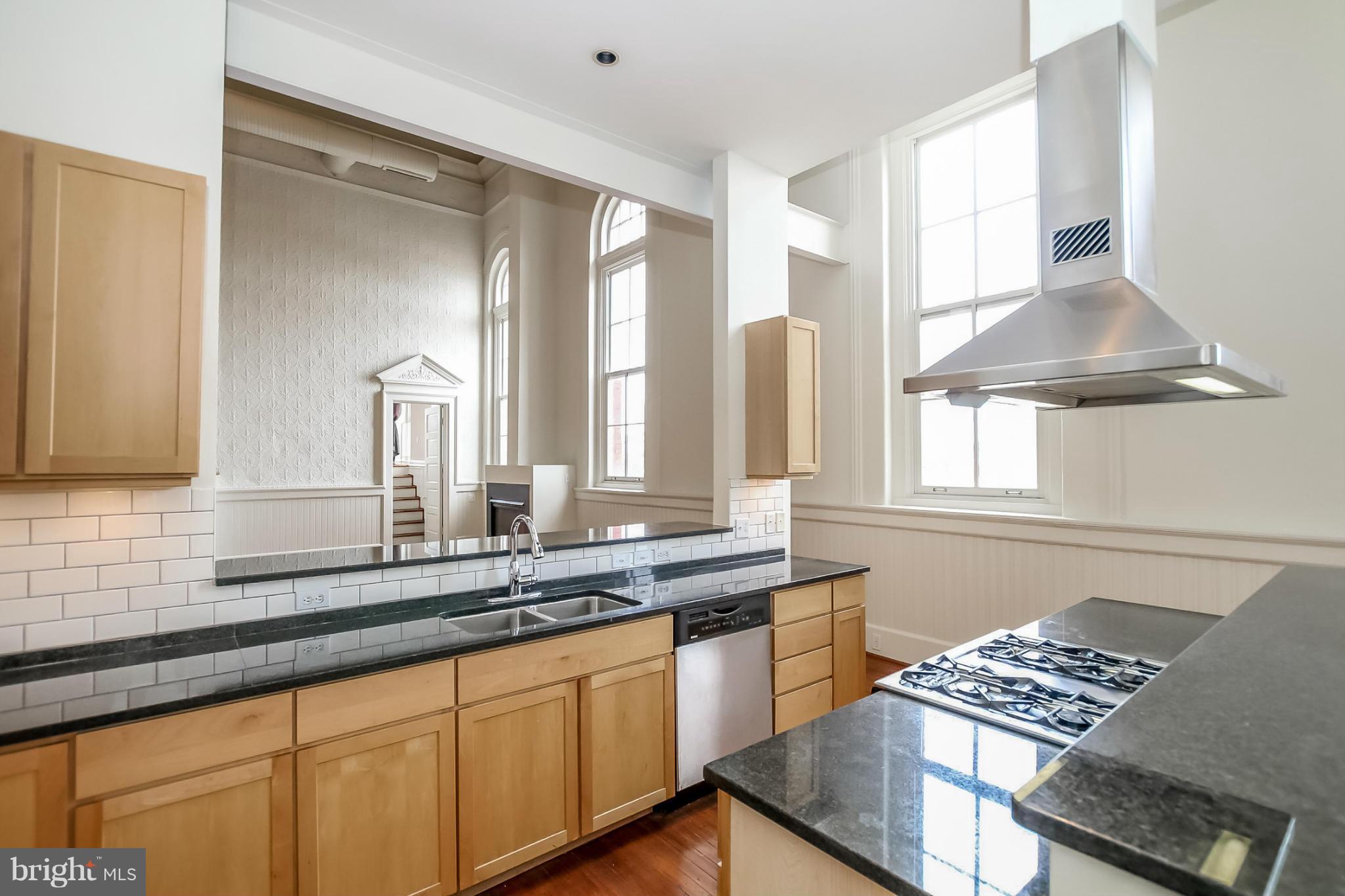 FEDERAL HILL HISTORIC DISTRICT - Residential Lease