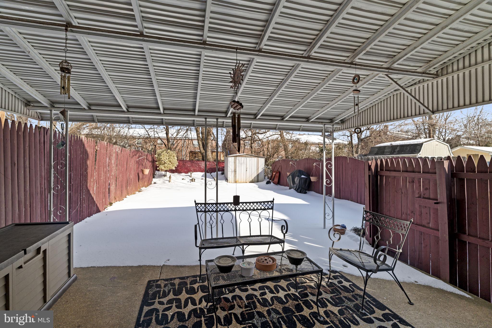 HOLME CIRCLE - Residential