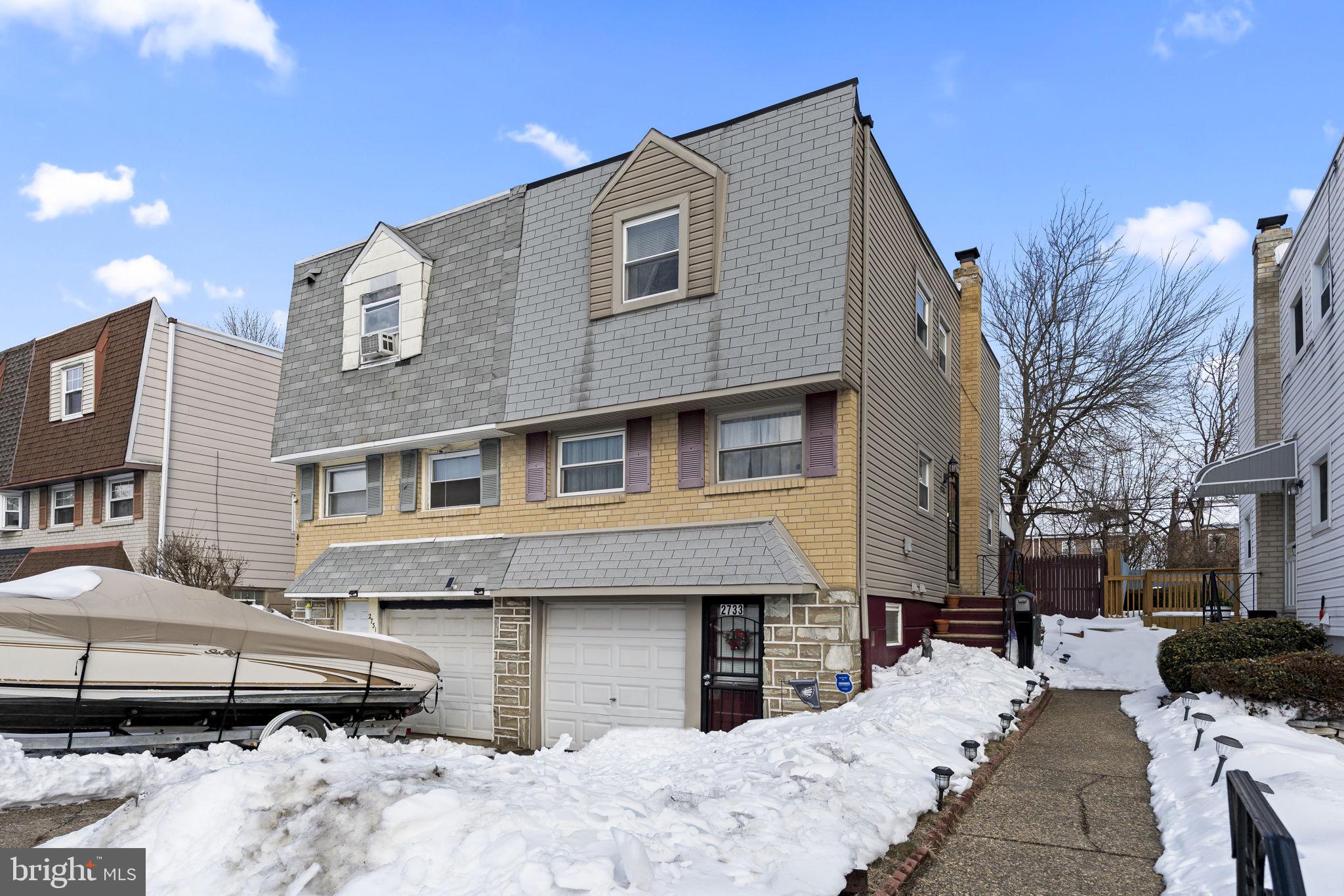 HOLME CIRCLE - Residential