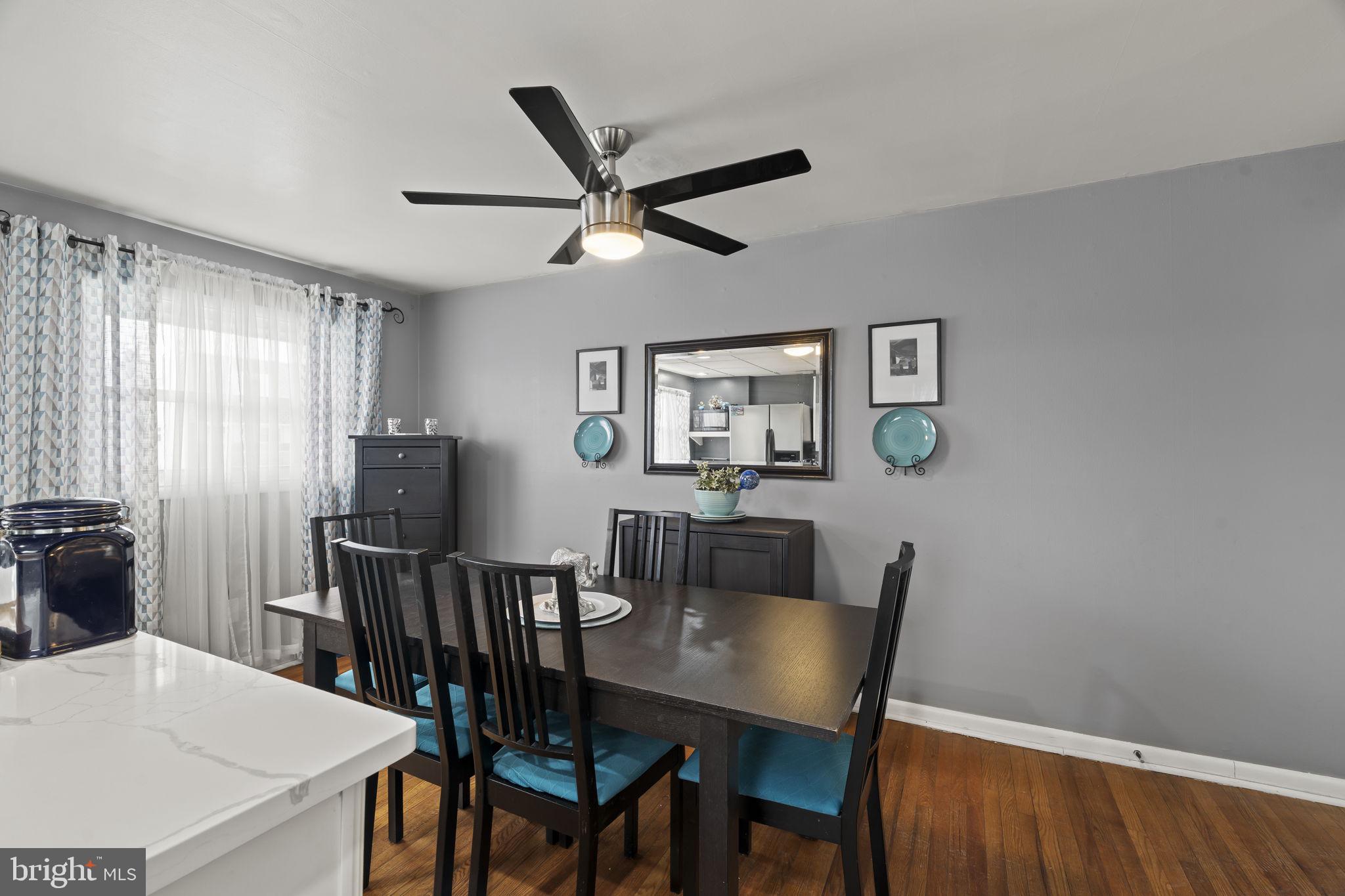 HOLME CIRCLE - Residential