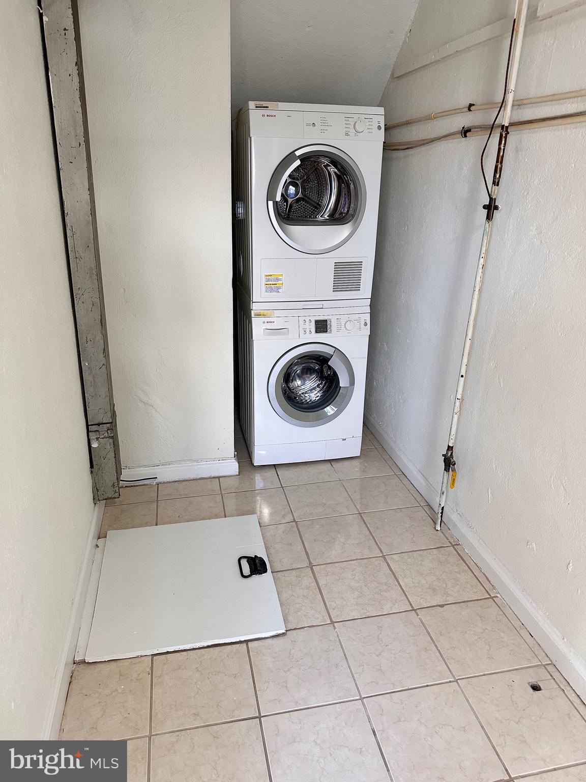 HUME SPRINGS - Residential