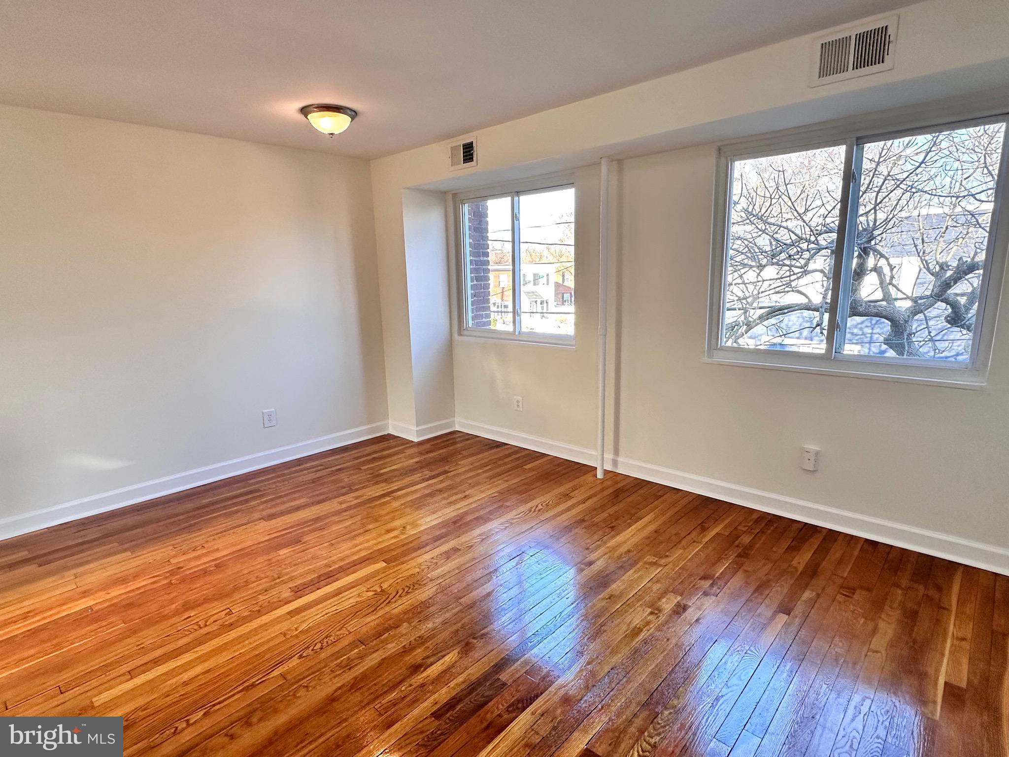 HUME SPRINGS - Residential