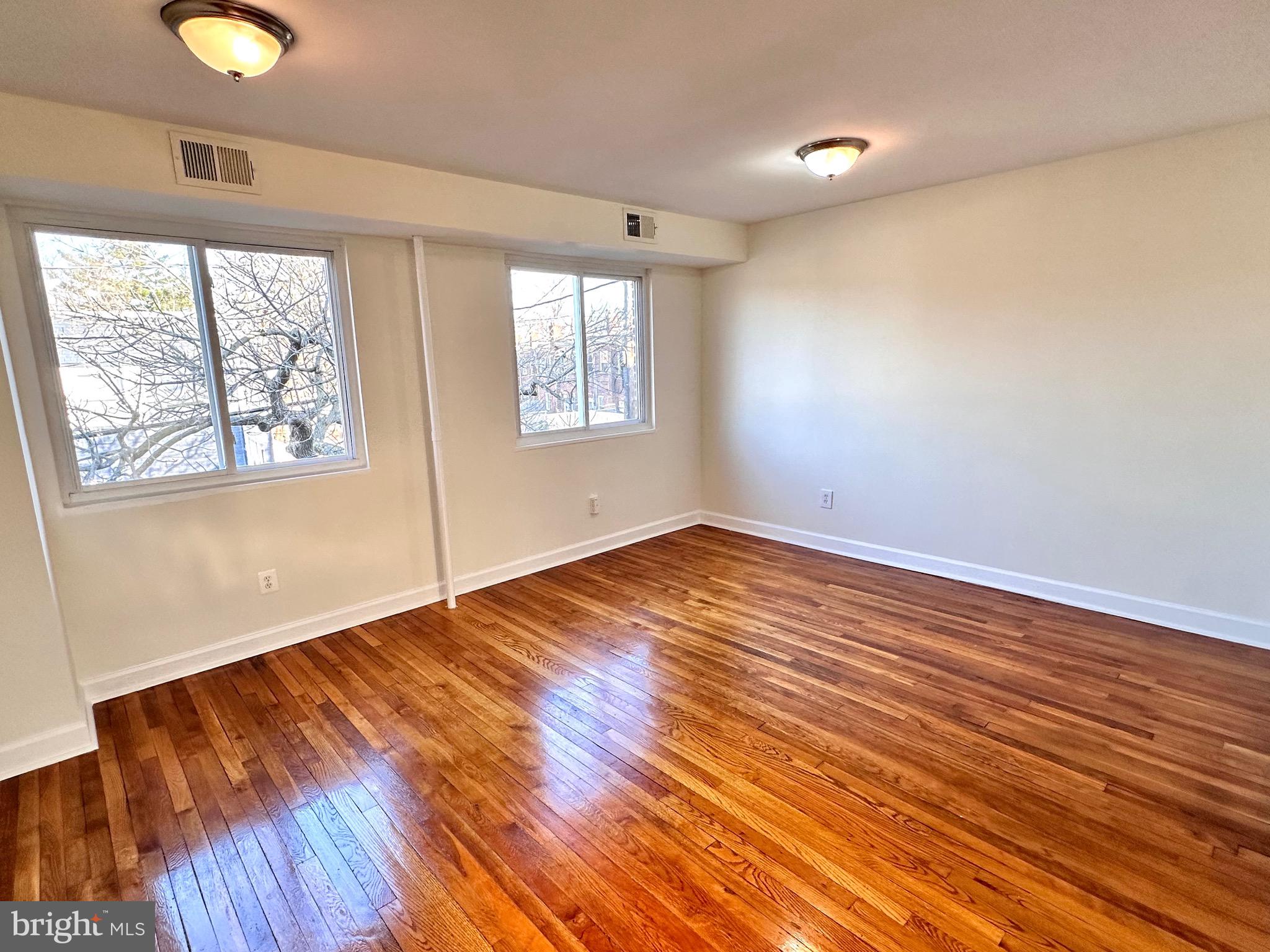 HUME SPRINGS - Residential