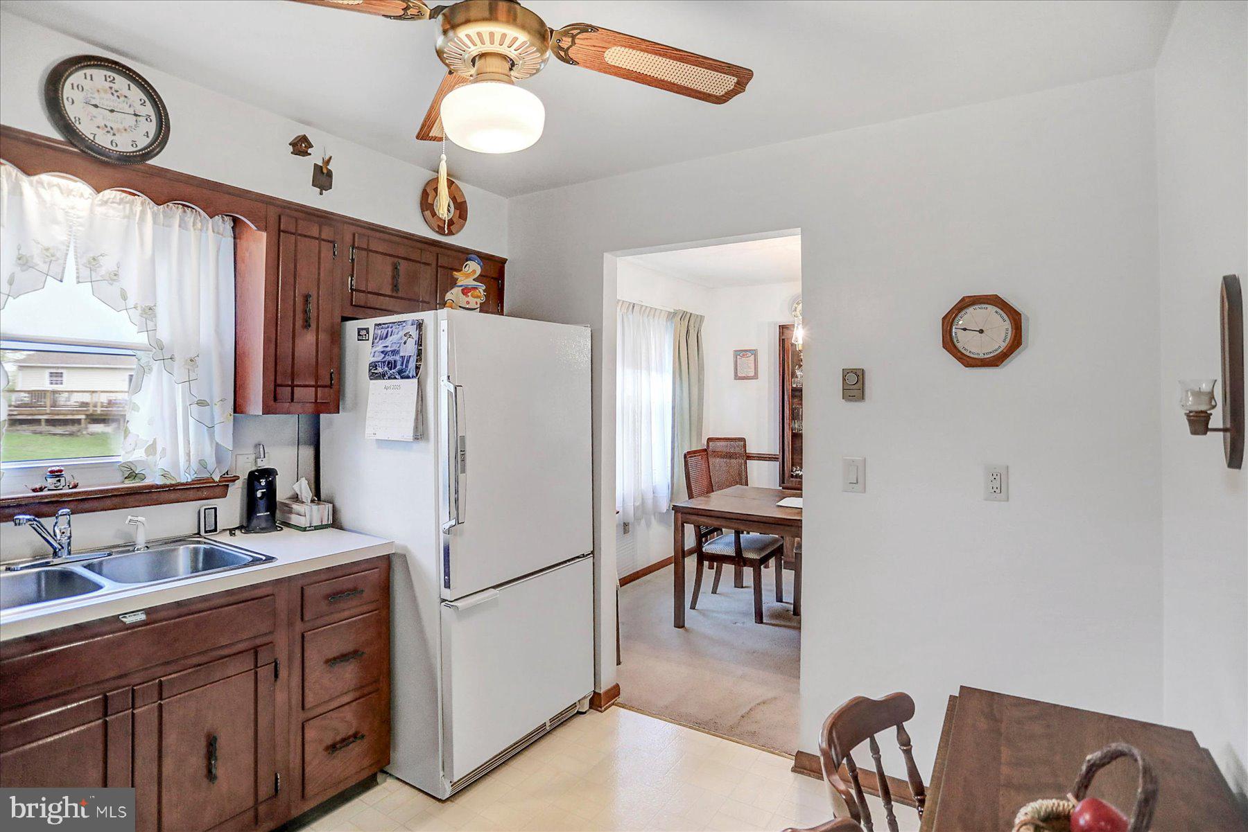 NOLL MANOR - Residential