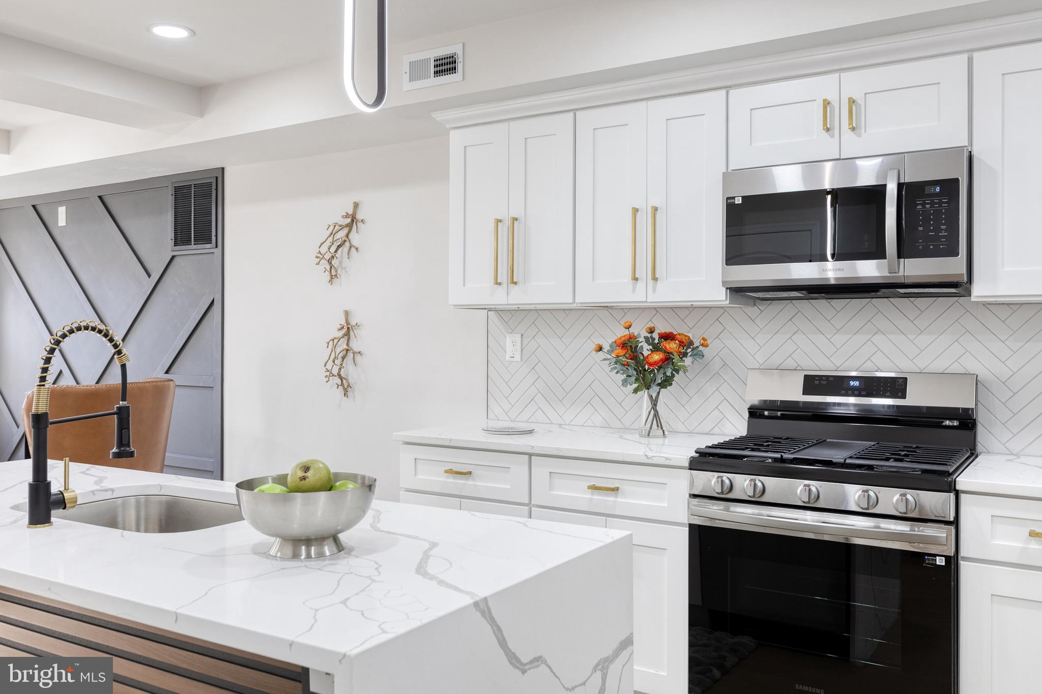 CENTRAL PARK HEIGHTS - Residential