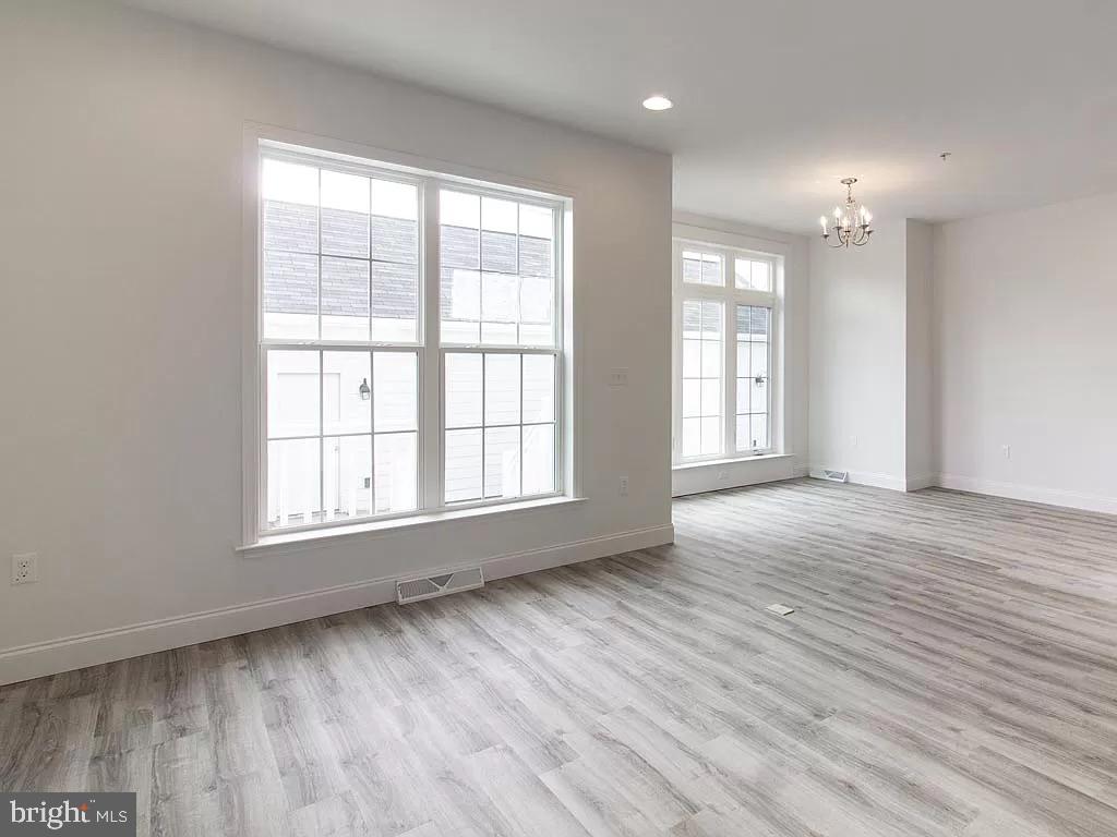 WALDEN - Residential Lease