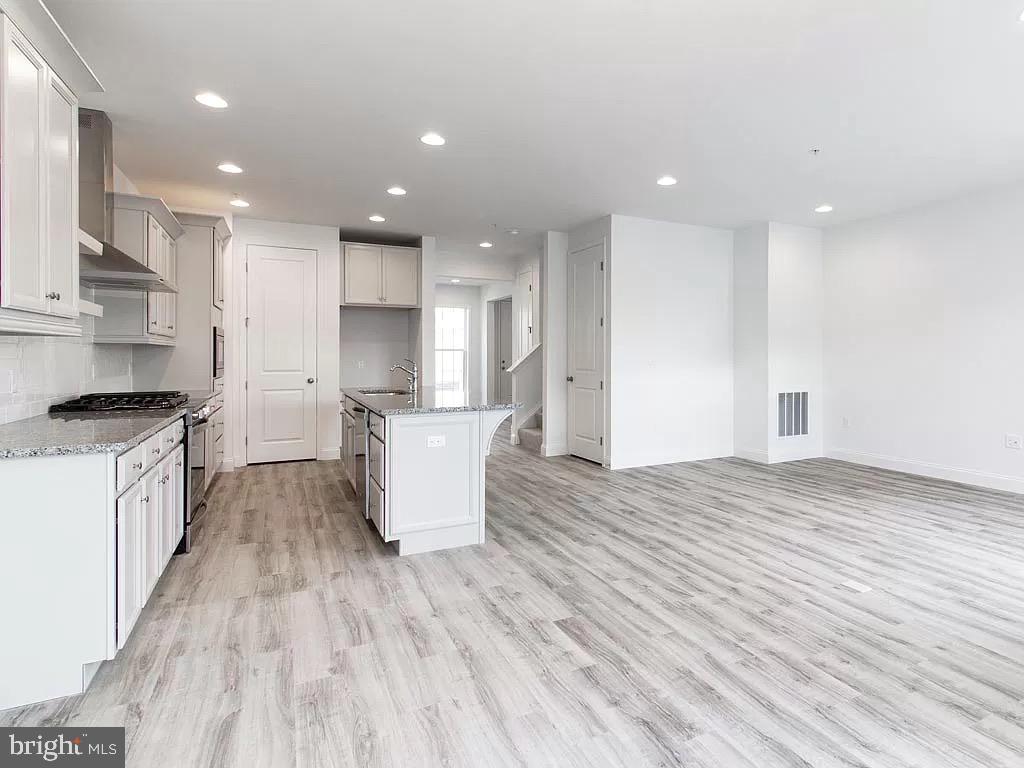 WALDEN - Residential Lease