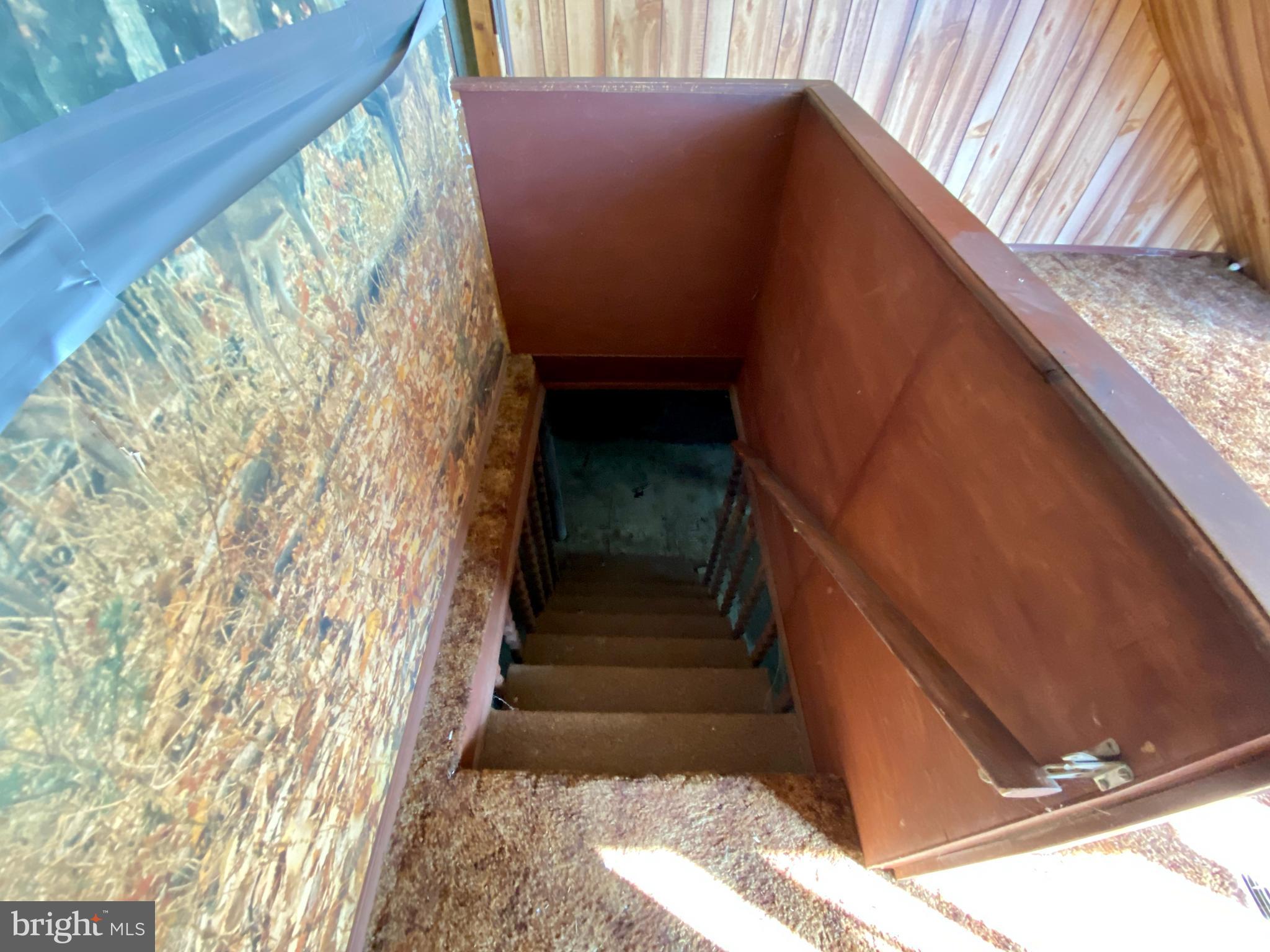 UPPER MAGOTHY BEACH - Residential