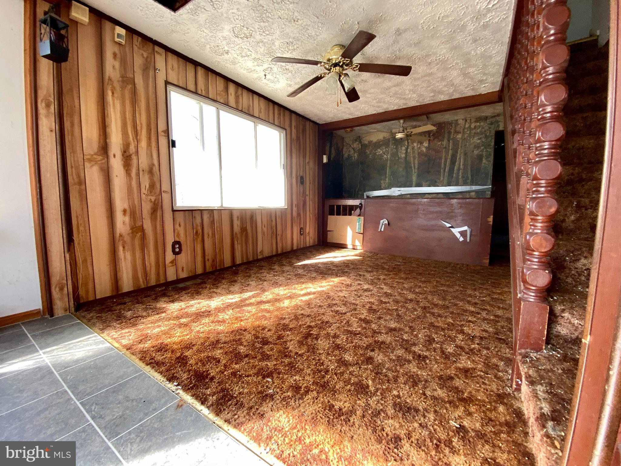 UPPER MAGOTHY BEACH - Residential