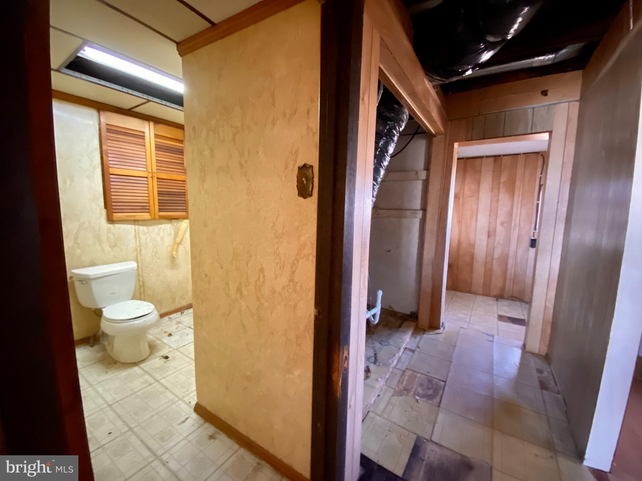 UPPER MAGOTHY BEACH - Residential