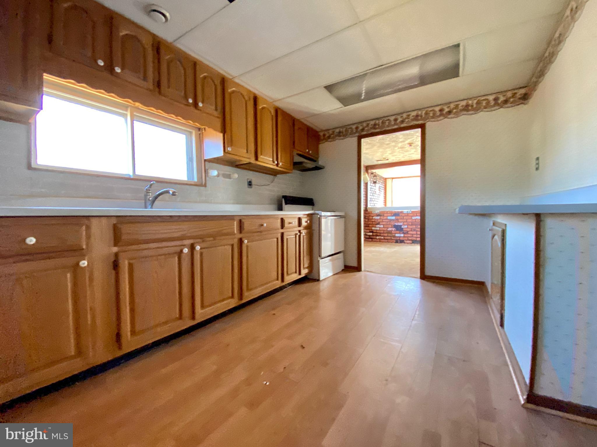 UPPER MAGOTHY BEACH - Residential