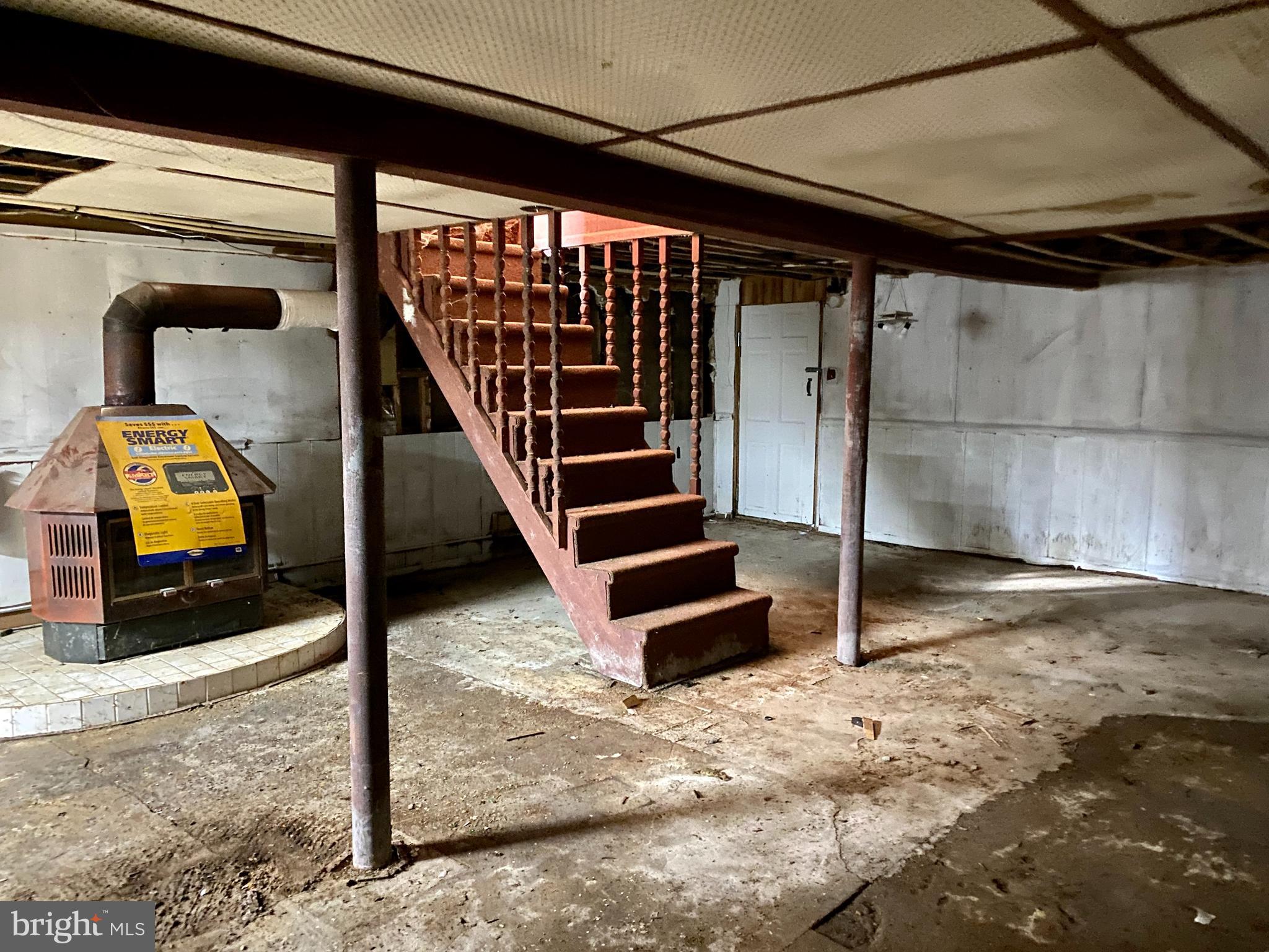 UPPER MAGOTHY BEACH - Residential