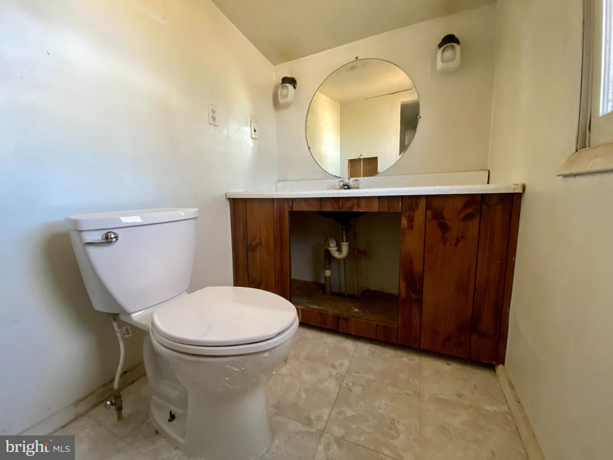 UPPER MAGOTHY BEACH - Residential