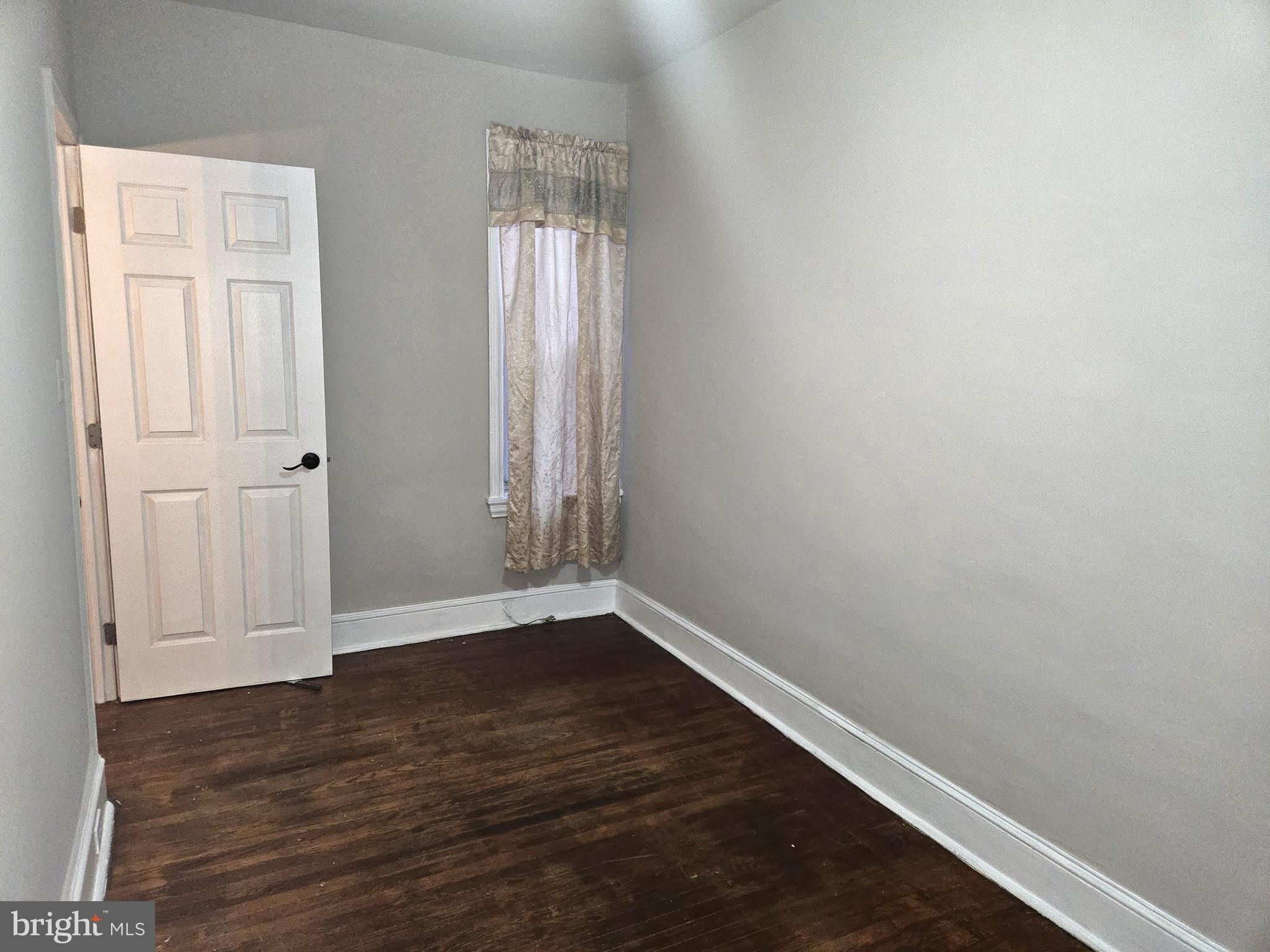 KENSINGTON - Residential