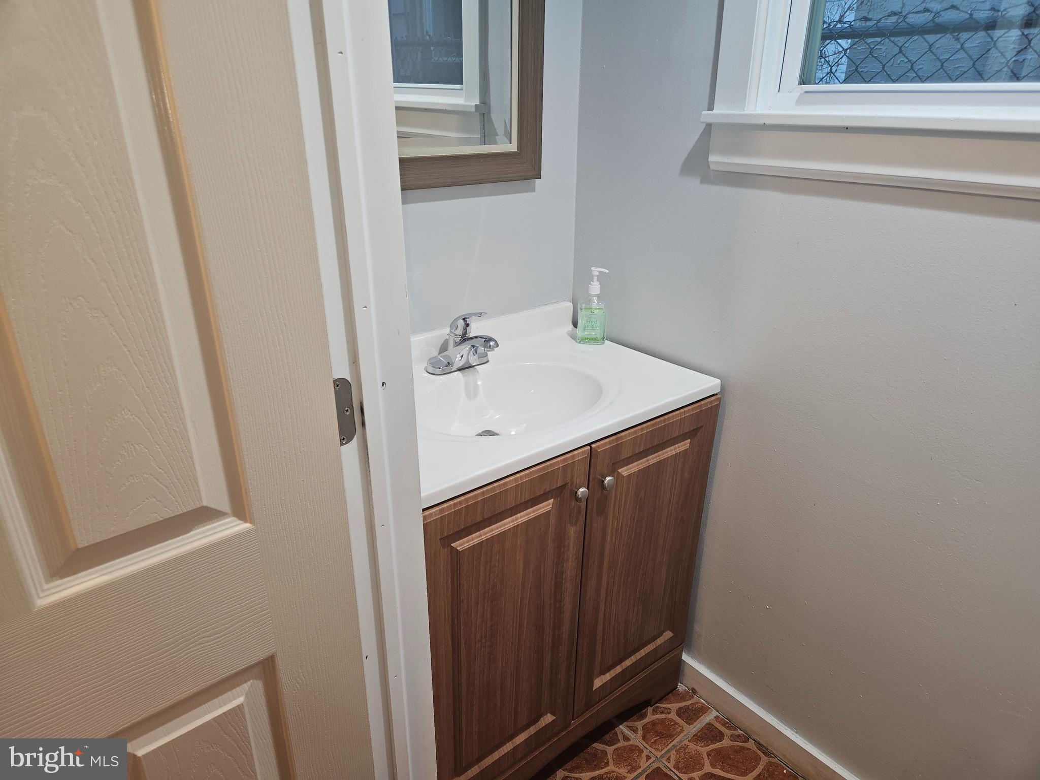 KENSINGTON - Residential