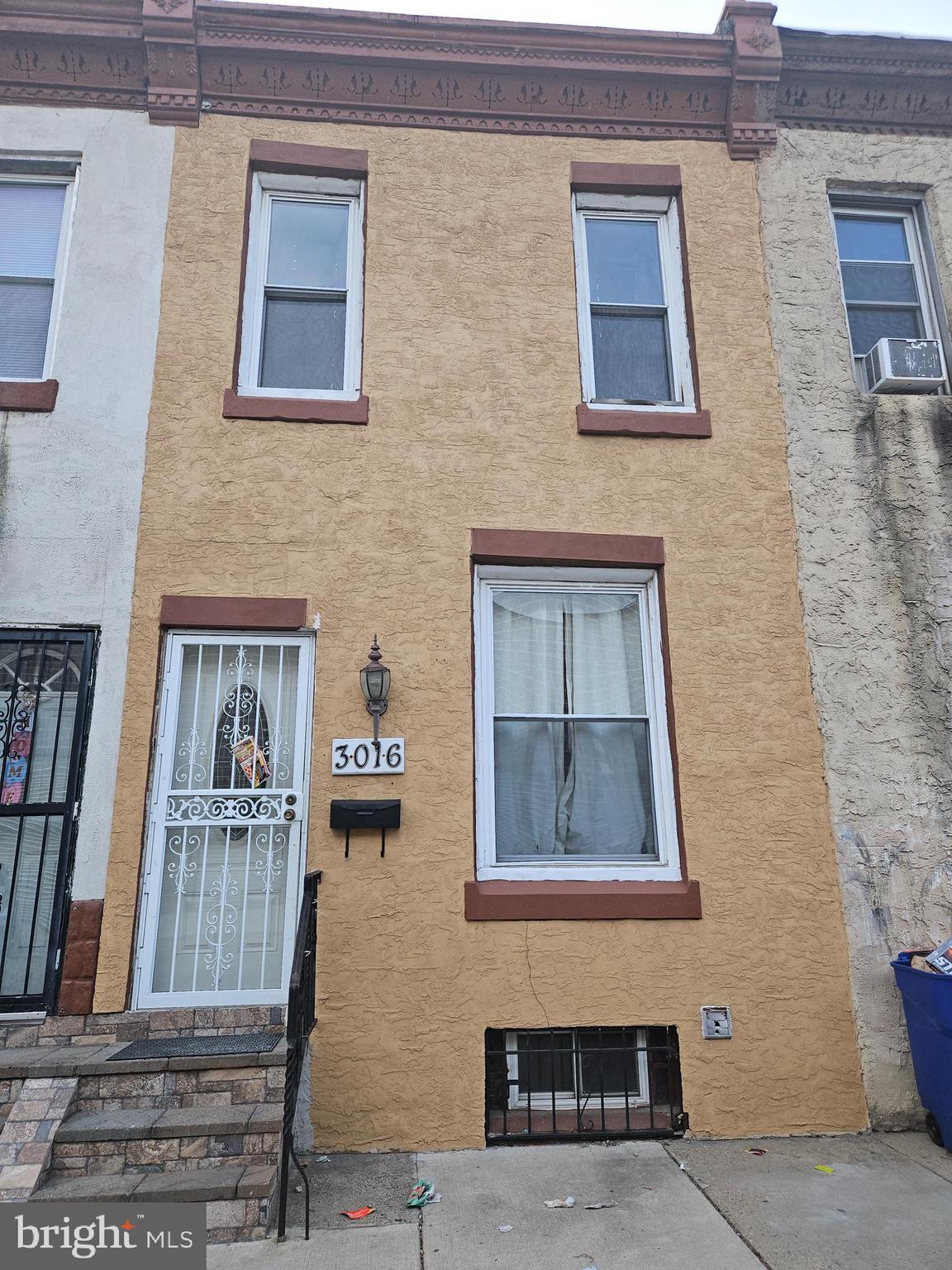 KENSINGTON - Residential