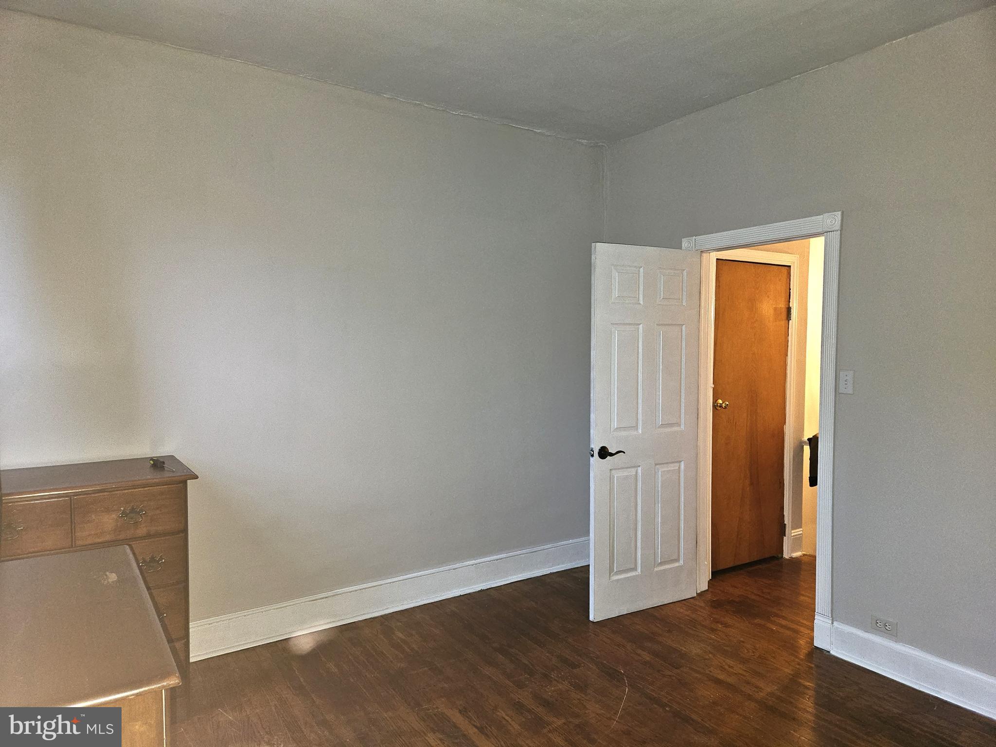 KENSINGTON - Residential