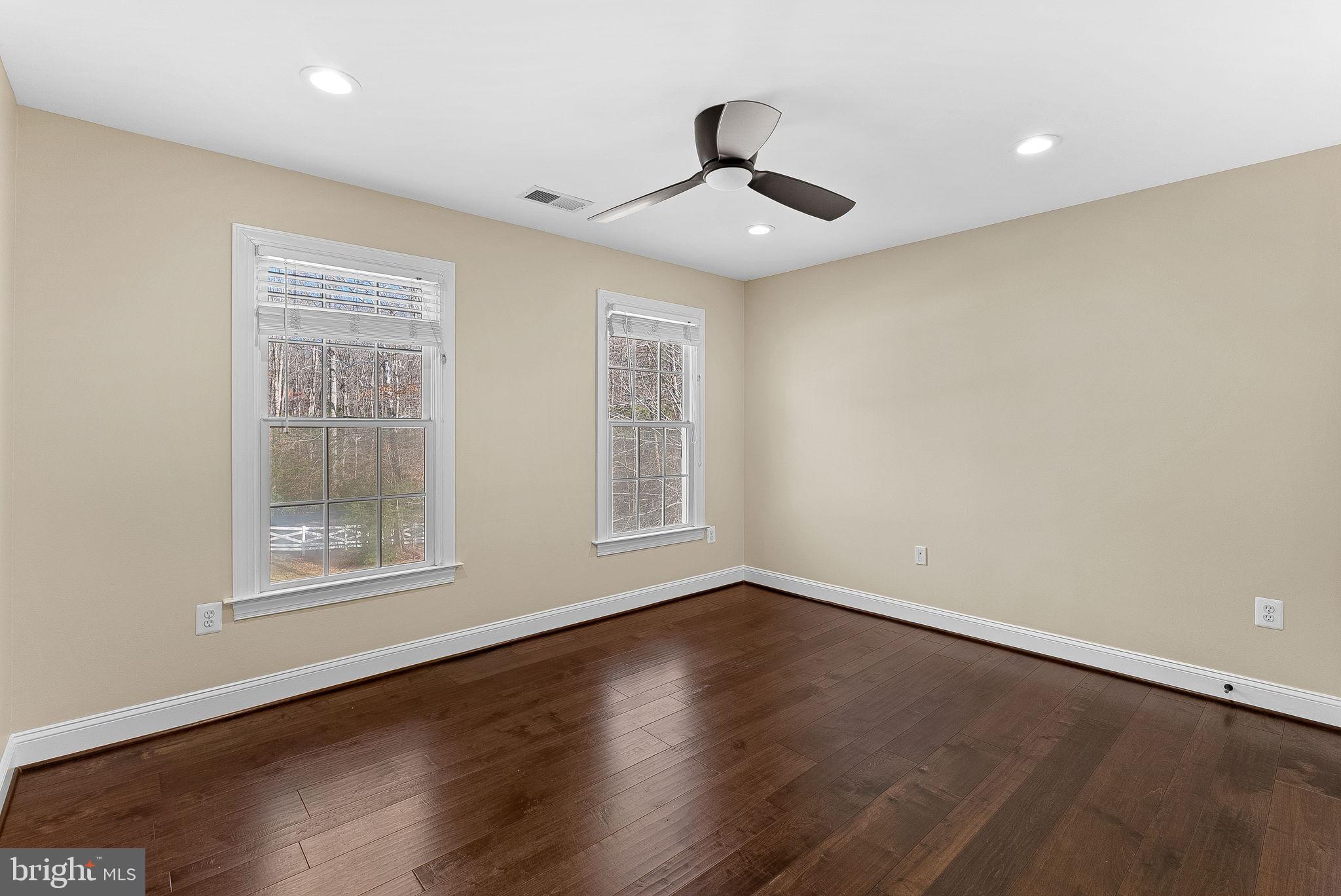 RONDELAY - Residential Lease