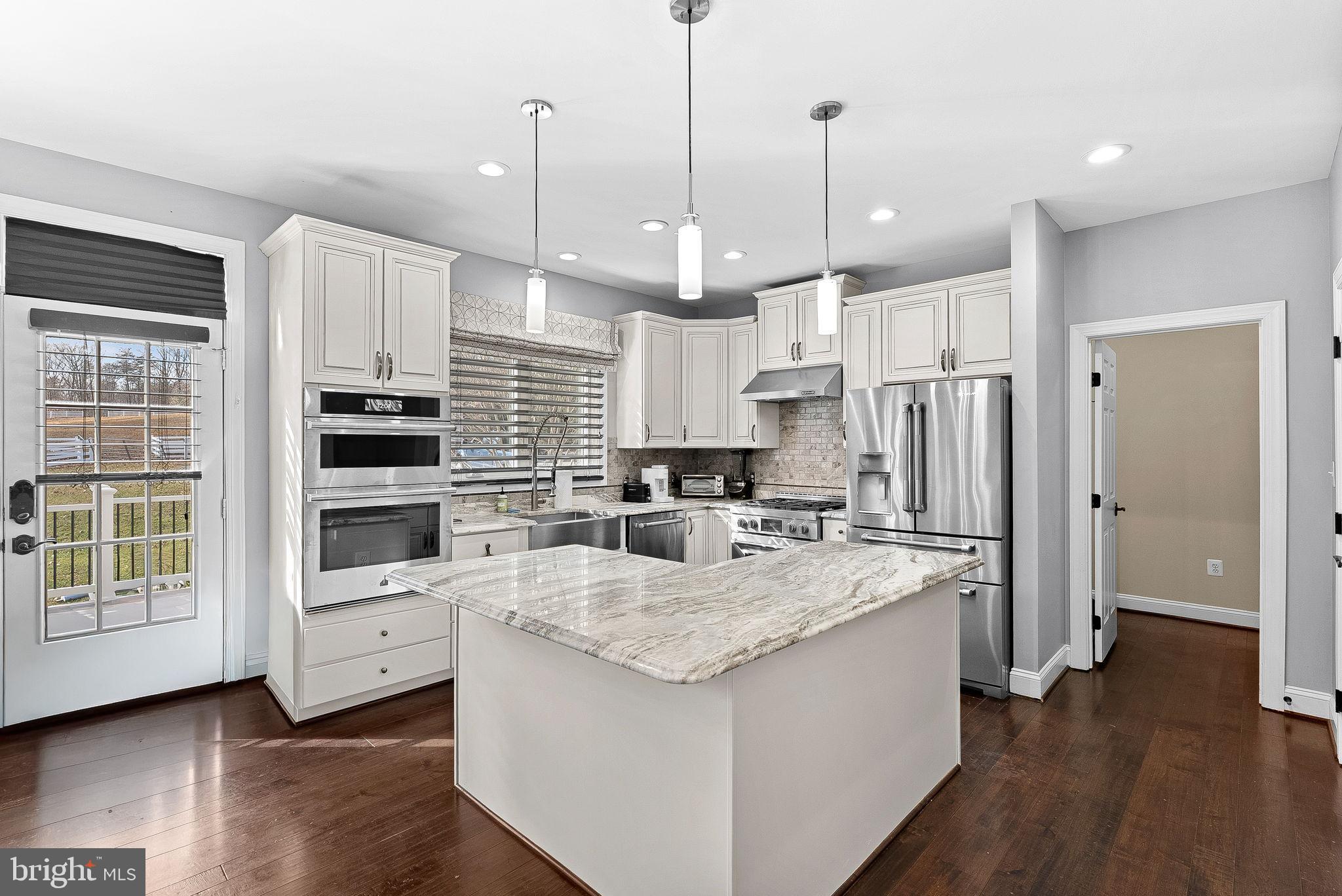 RONDELAY - Residential Lease