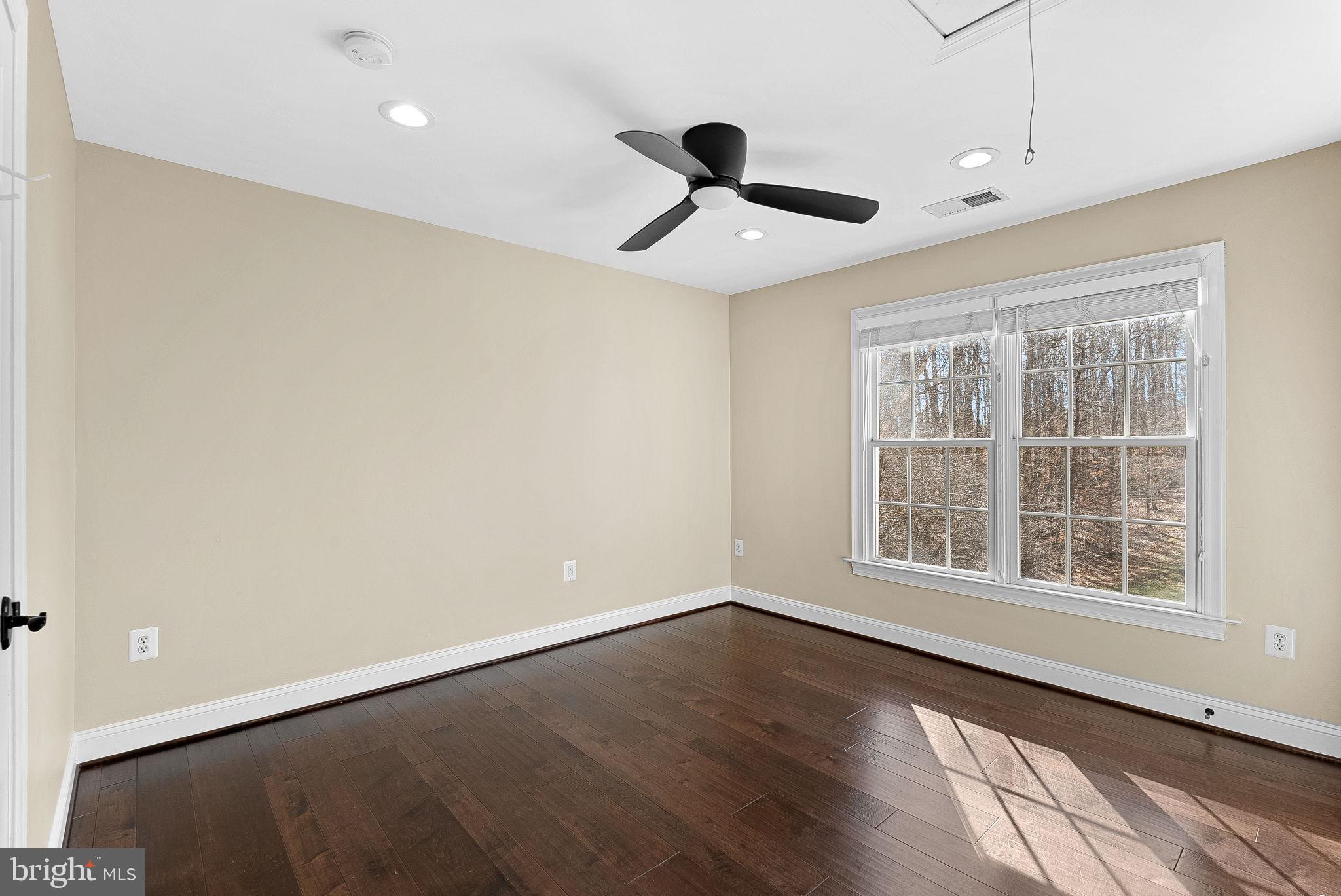 RONDELAY - Residential Lease