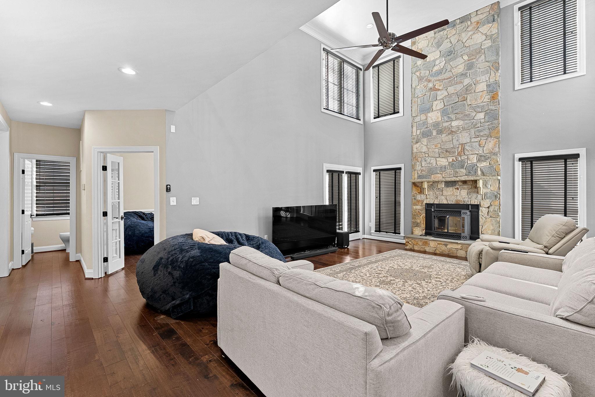 RONDELAY - Residential Lease