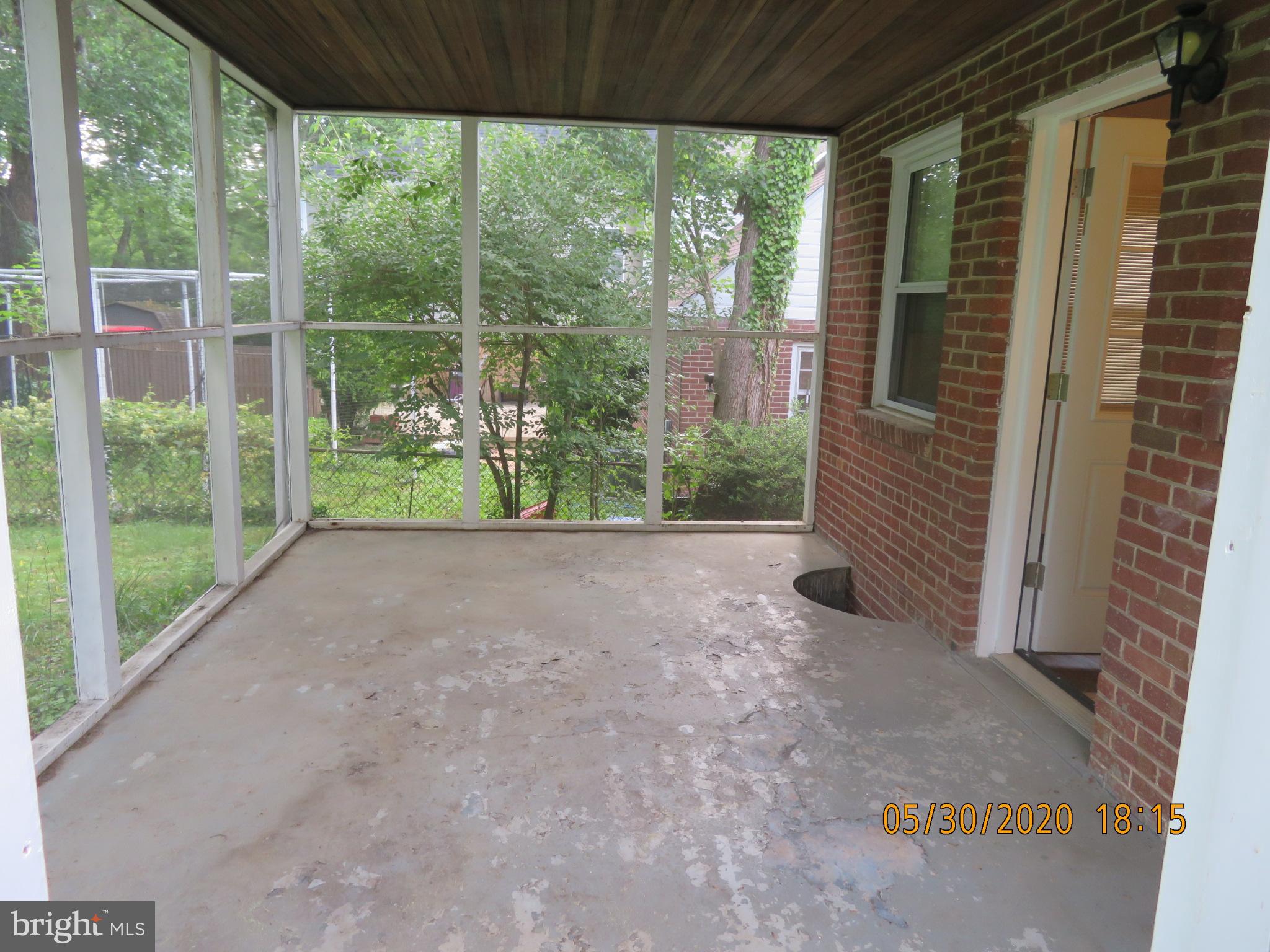 KENSINGTON ESTATES - Residential Lease