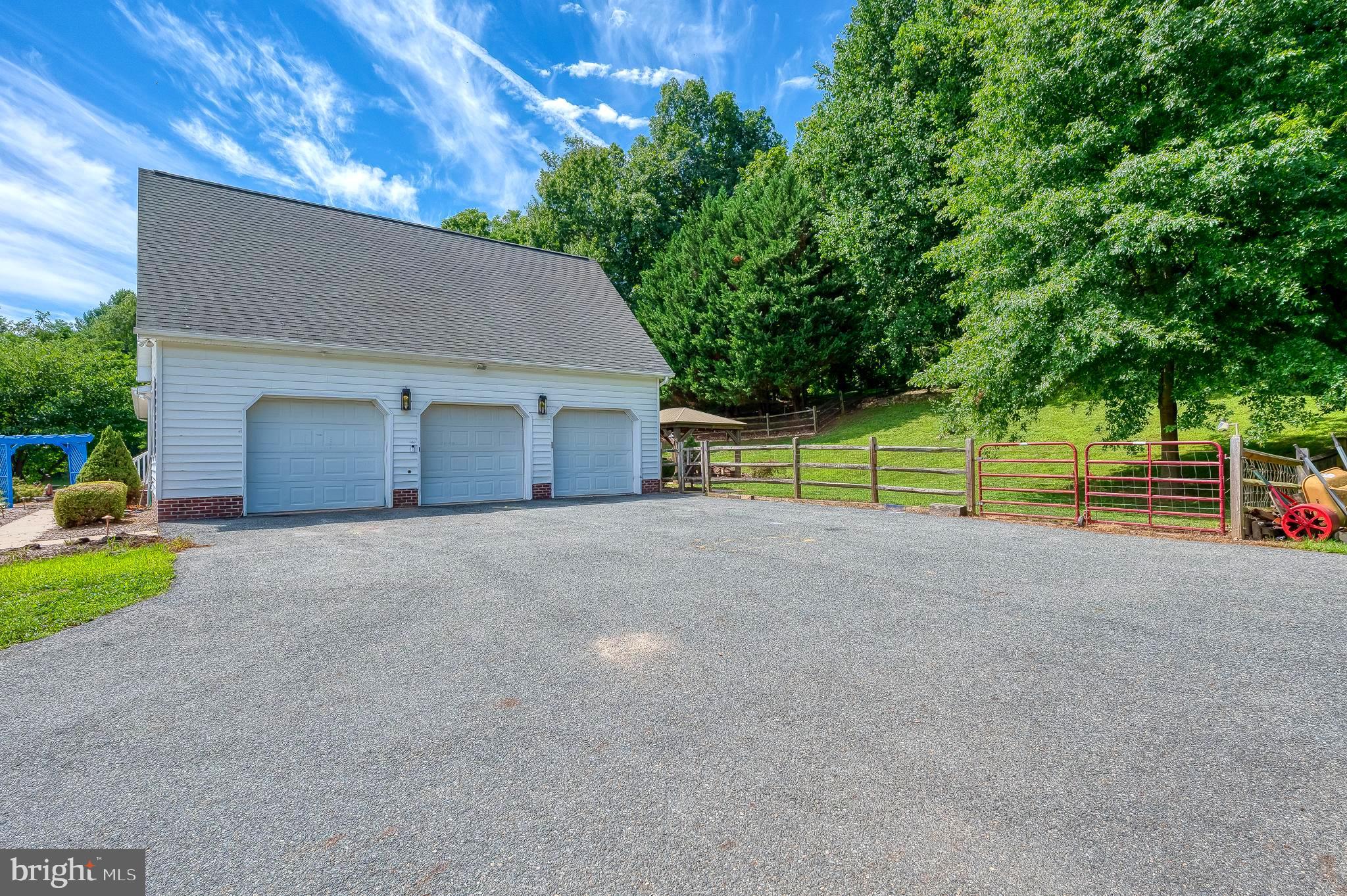 660 CHERRY HILL ROAD