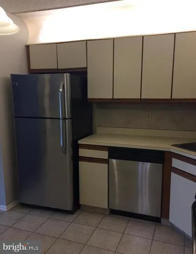 Hamilton, New Jersey 08619, United States, 2 Bedrooms Bedrooms, ,2 BathroomsBathrooms,Residential,Active,10131