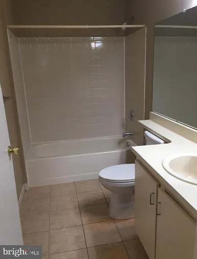 Hamilton, New Jersey 08619, United States, 2 Bedrooms Bedrooms, ,2 BathroomsBathrooms,Residential,Active,10131