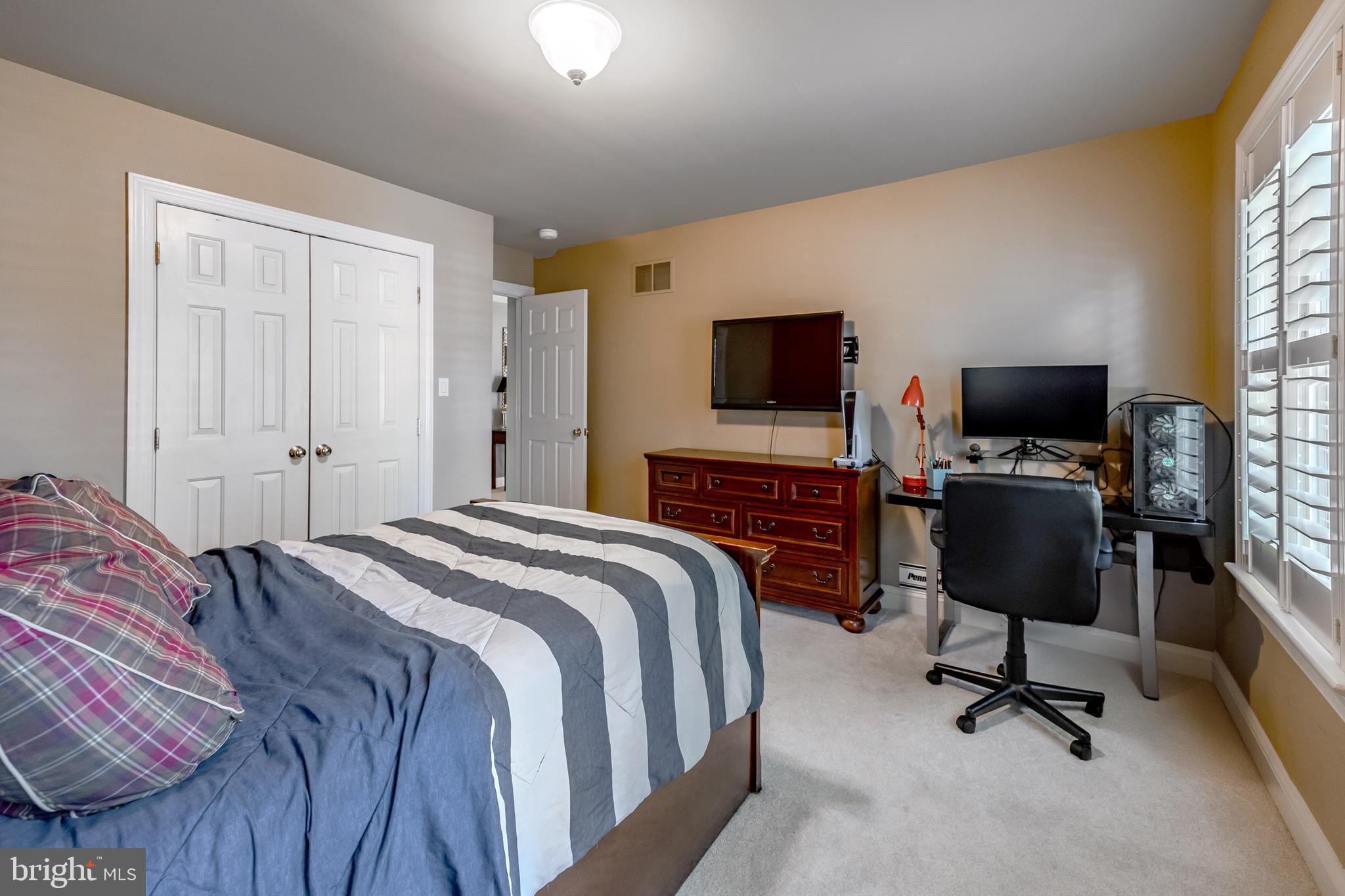 BUTTONWOOD FARMS - Residential