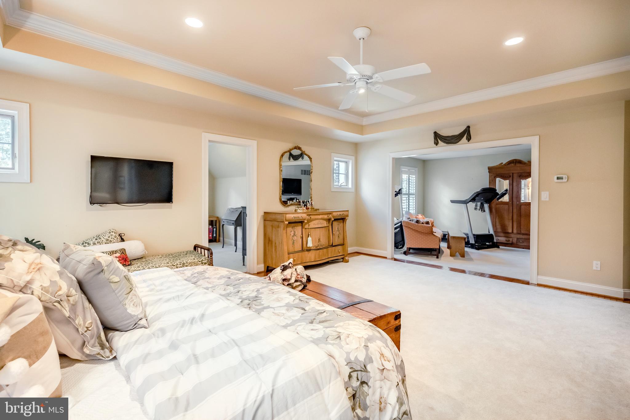 BUTTONWOOD FARMS - Residential