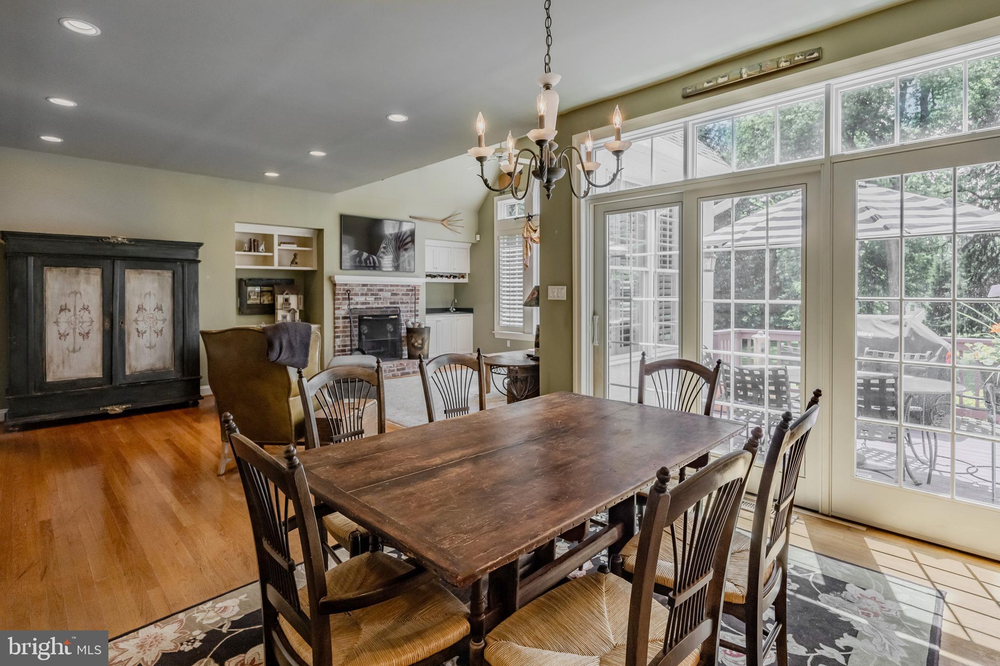 BUTTONWOOD FARMS - Residential