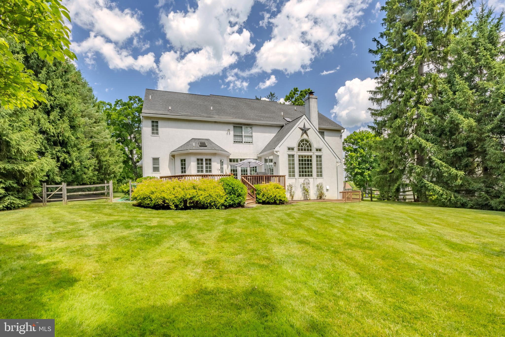 BUTTONWOOD FARMS - Residential