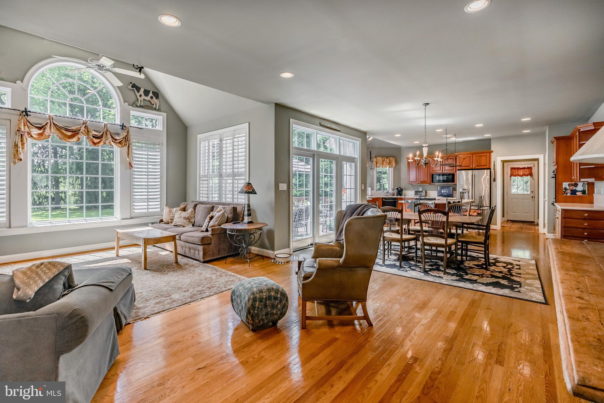 BUTTONWOOD FARMS - Residential