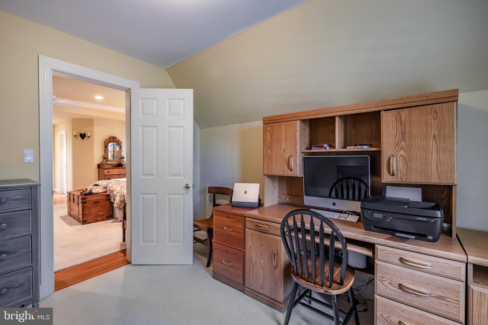 BUTTONWOOD FARMS - Residential