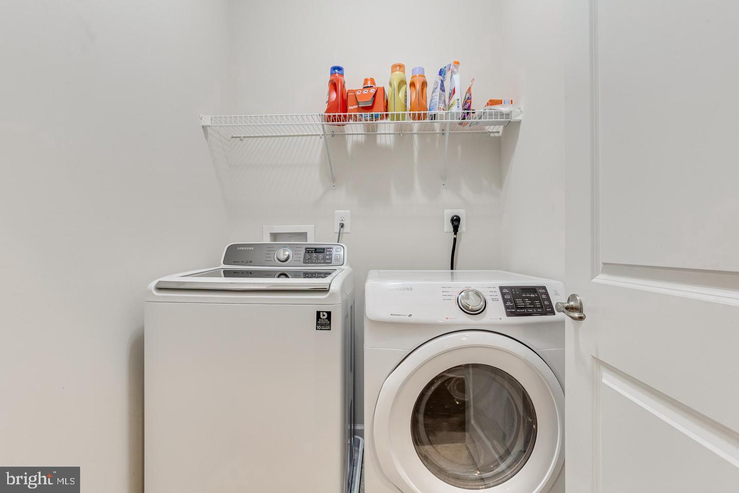 HAWTHORNES GRANT AT BRO - Residential Lease