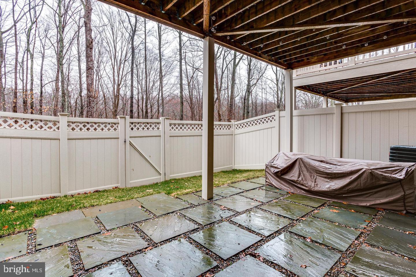 HAWTHORNES GRANT AT BRO - Residential Lease