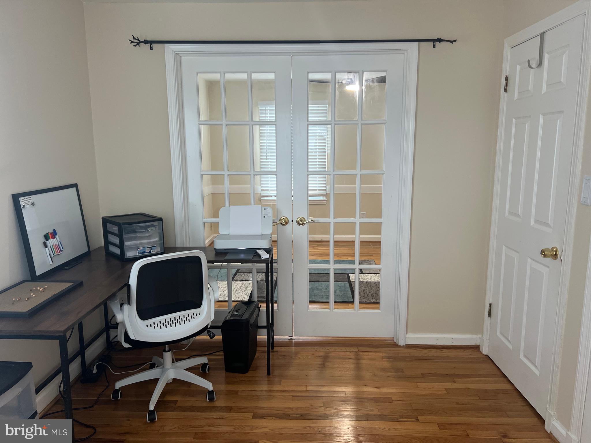 HUNTINGTON - Residential Lease