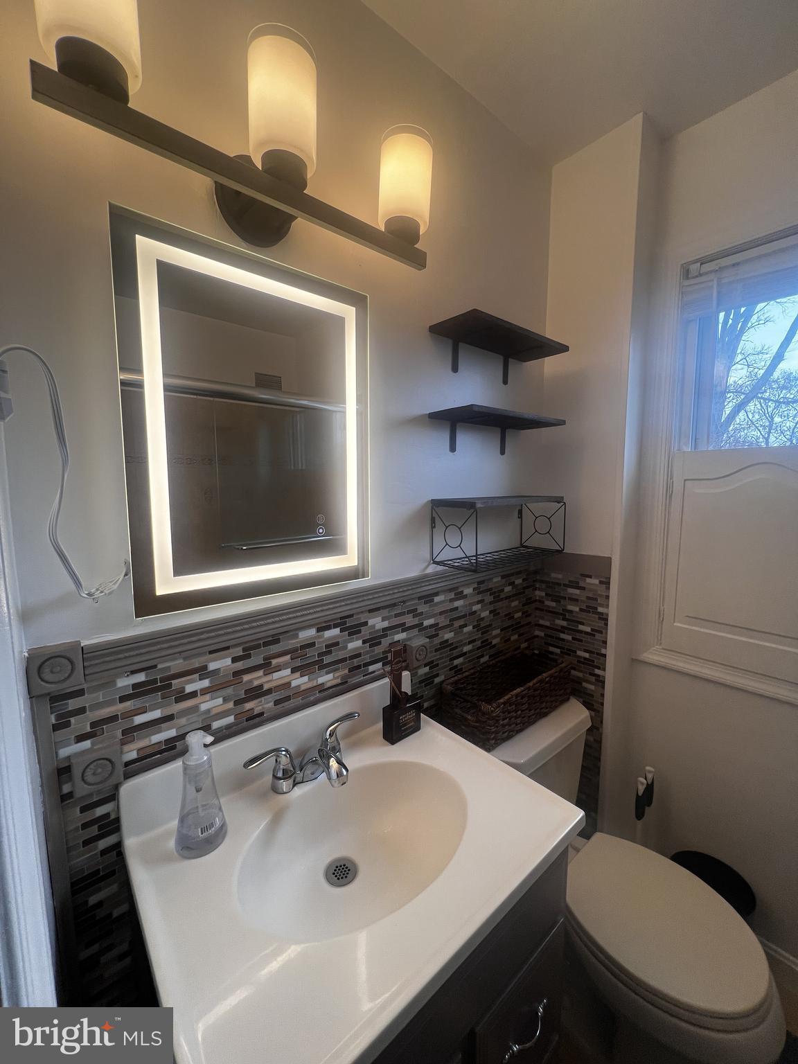 HUNTINGTON - Residential Lease